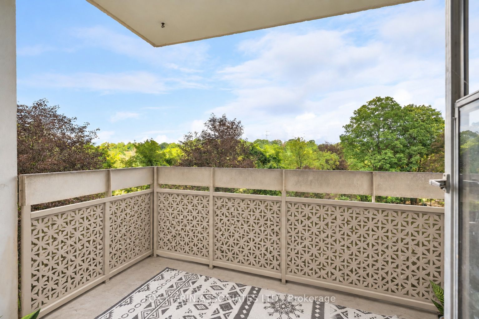 20 Edgecliff Golfway 312 Property Photo 21