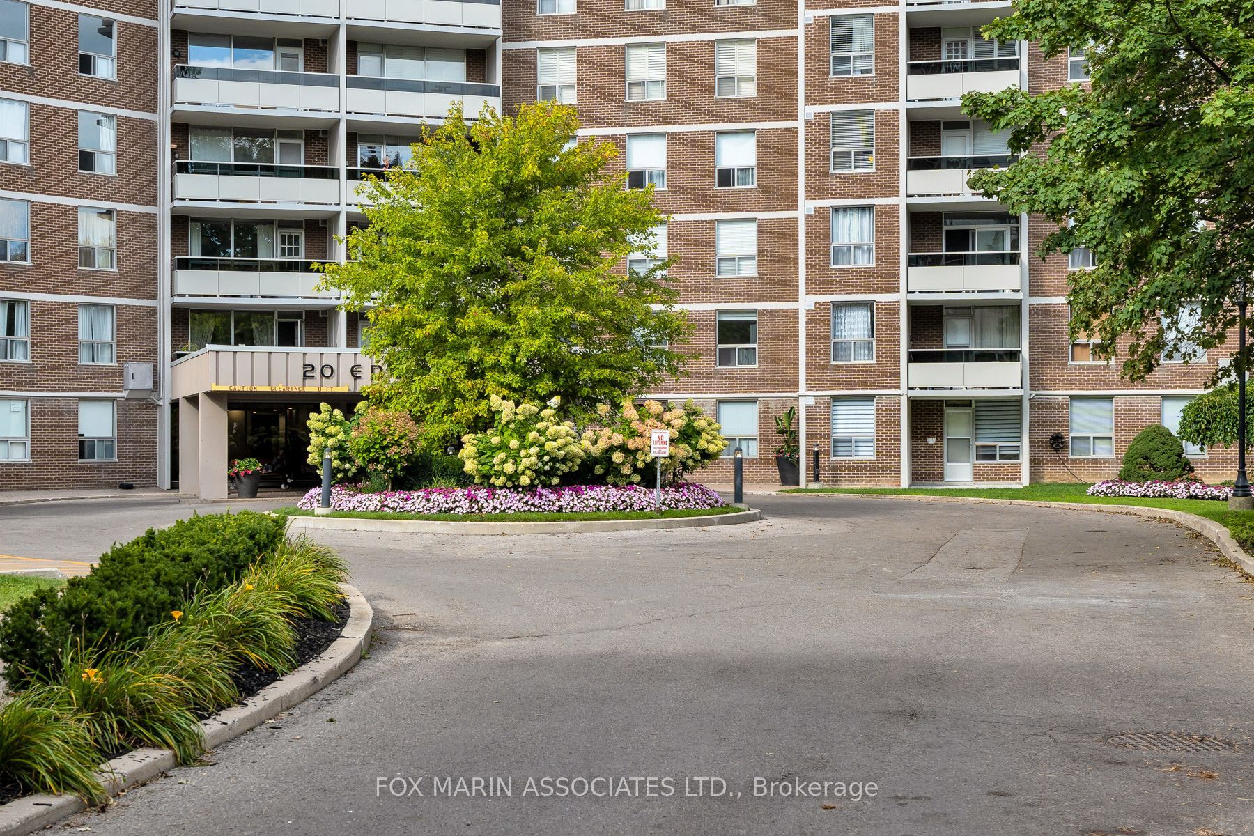 20 Edgecliff Golfway 312 Property Photo 29
