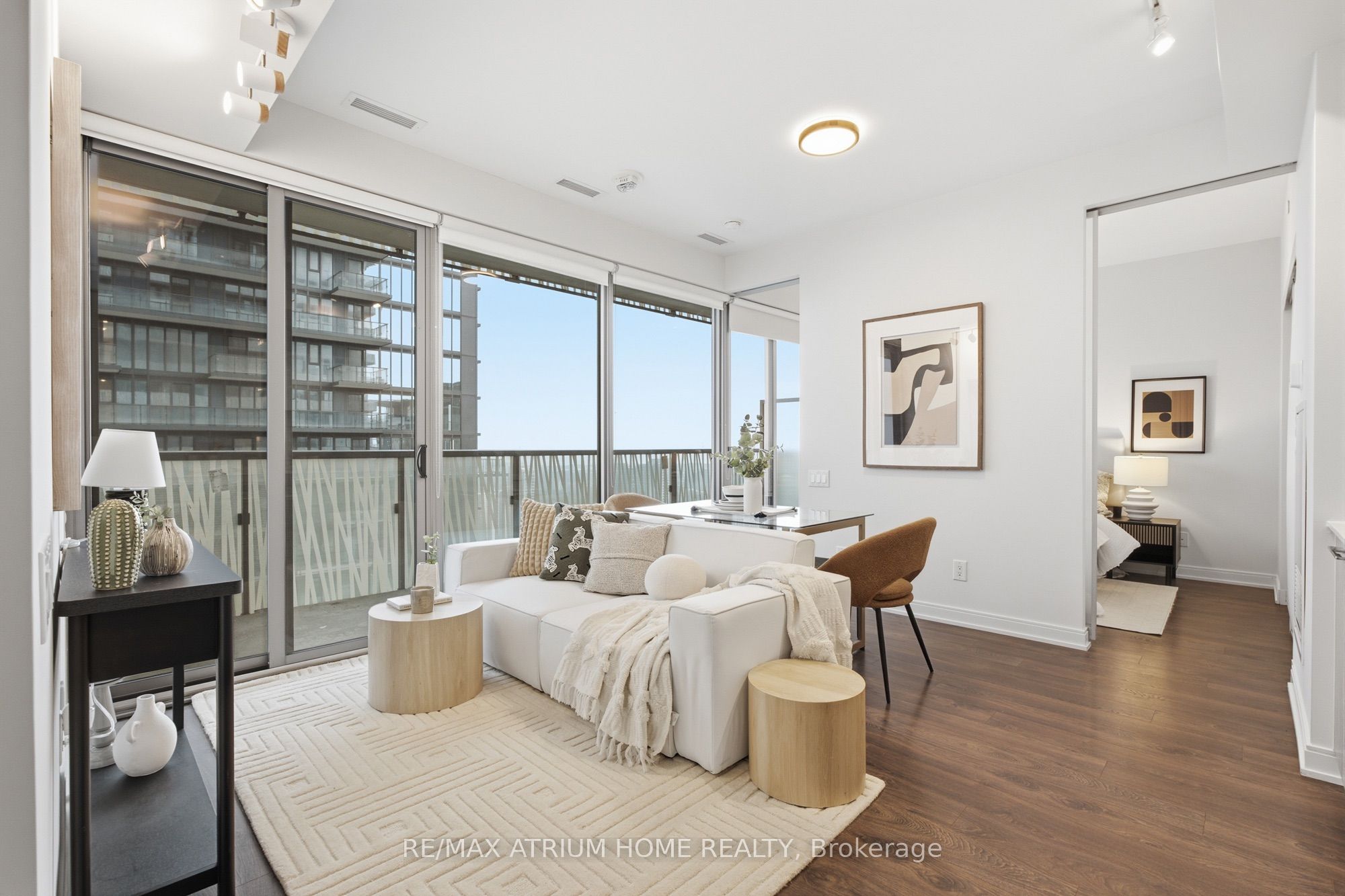 50 Charles Street E 4413 Property Photo 1