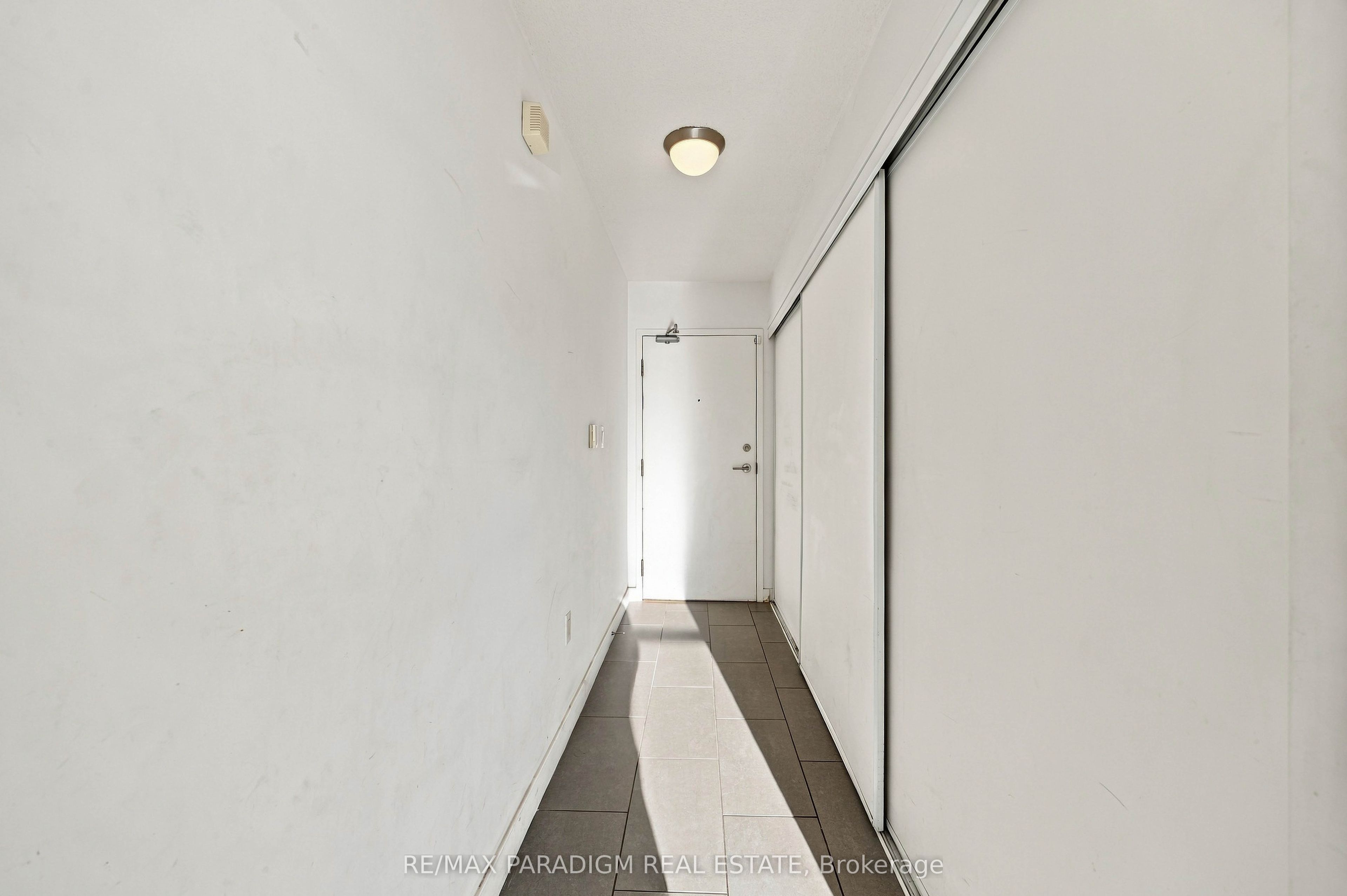 15 Brunel Court 326 Property Photo 7
