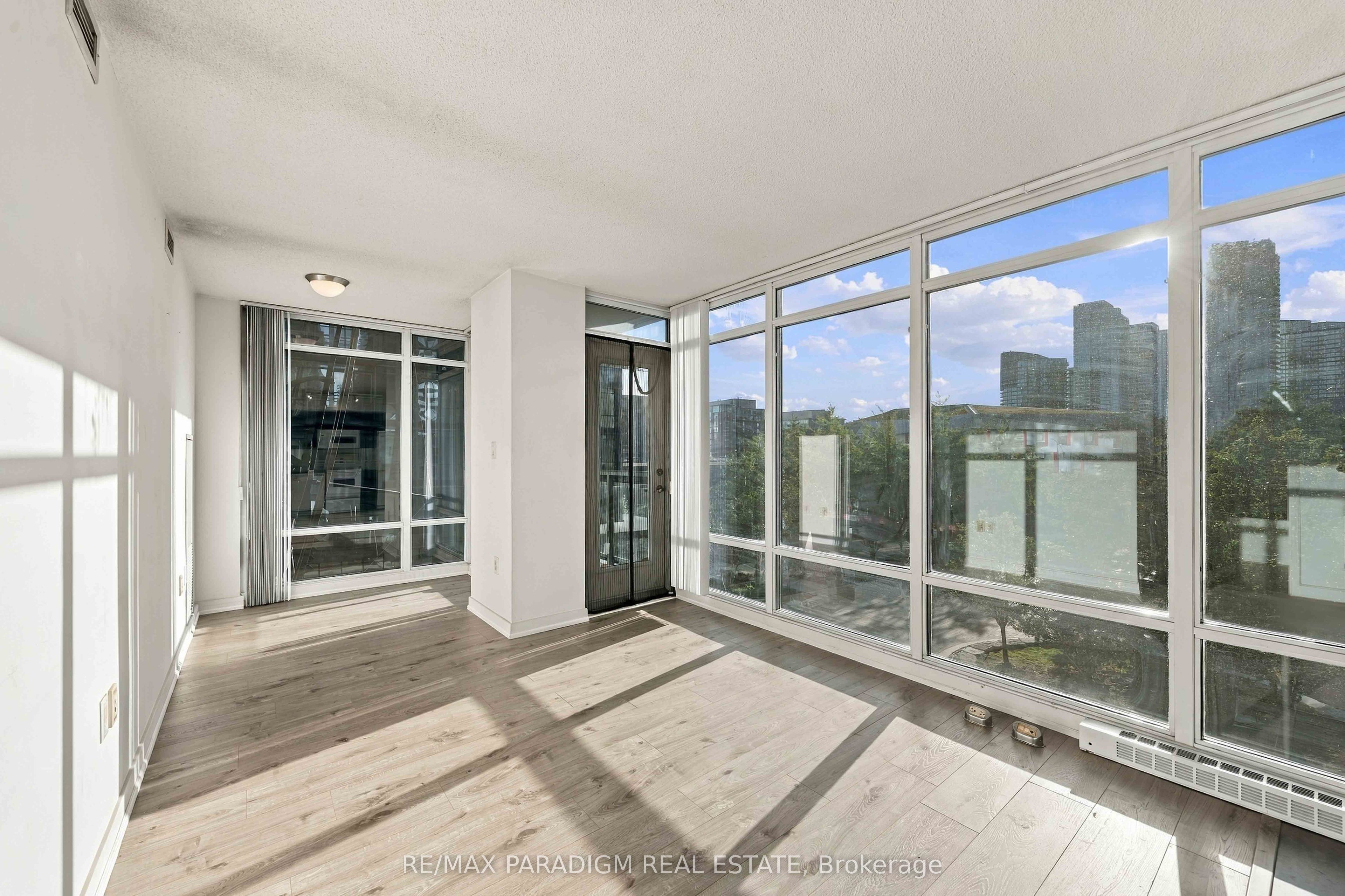 15 Brunel Court 326 Property Photo 11