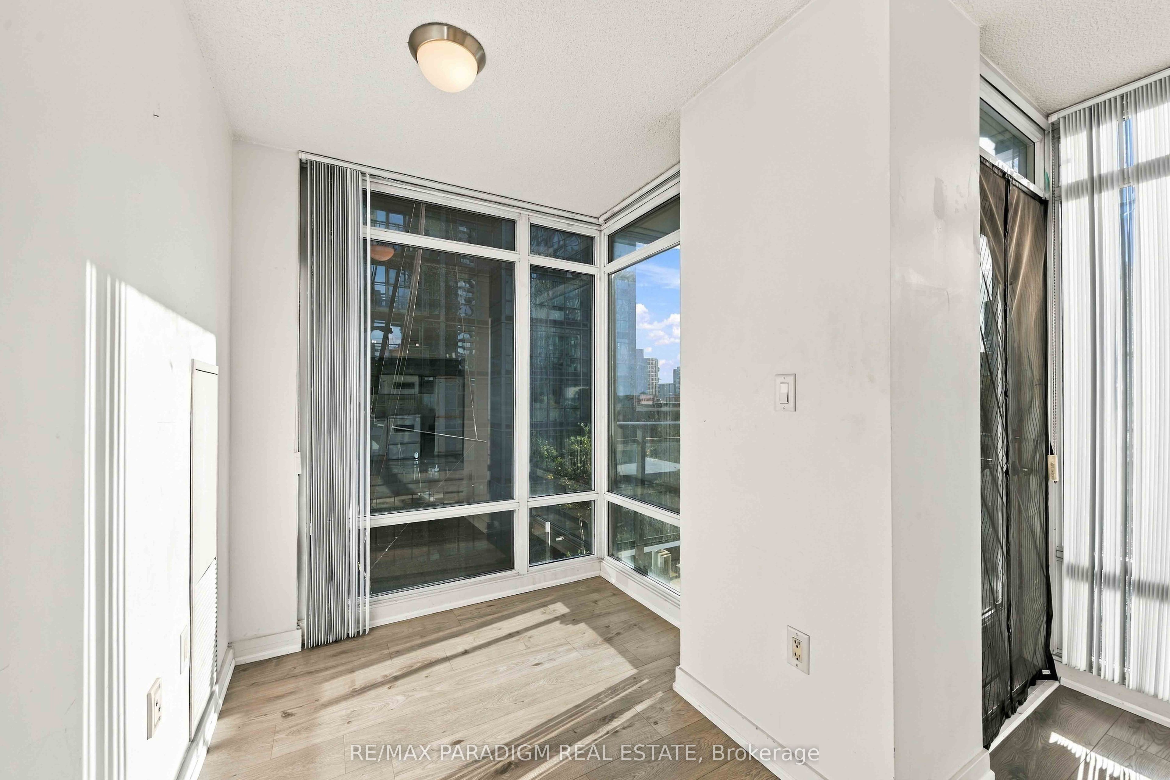 15 Brunel Court 326 Property Photo 12