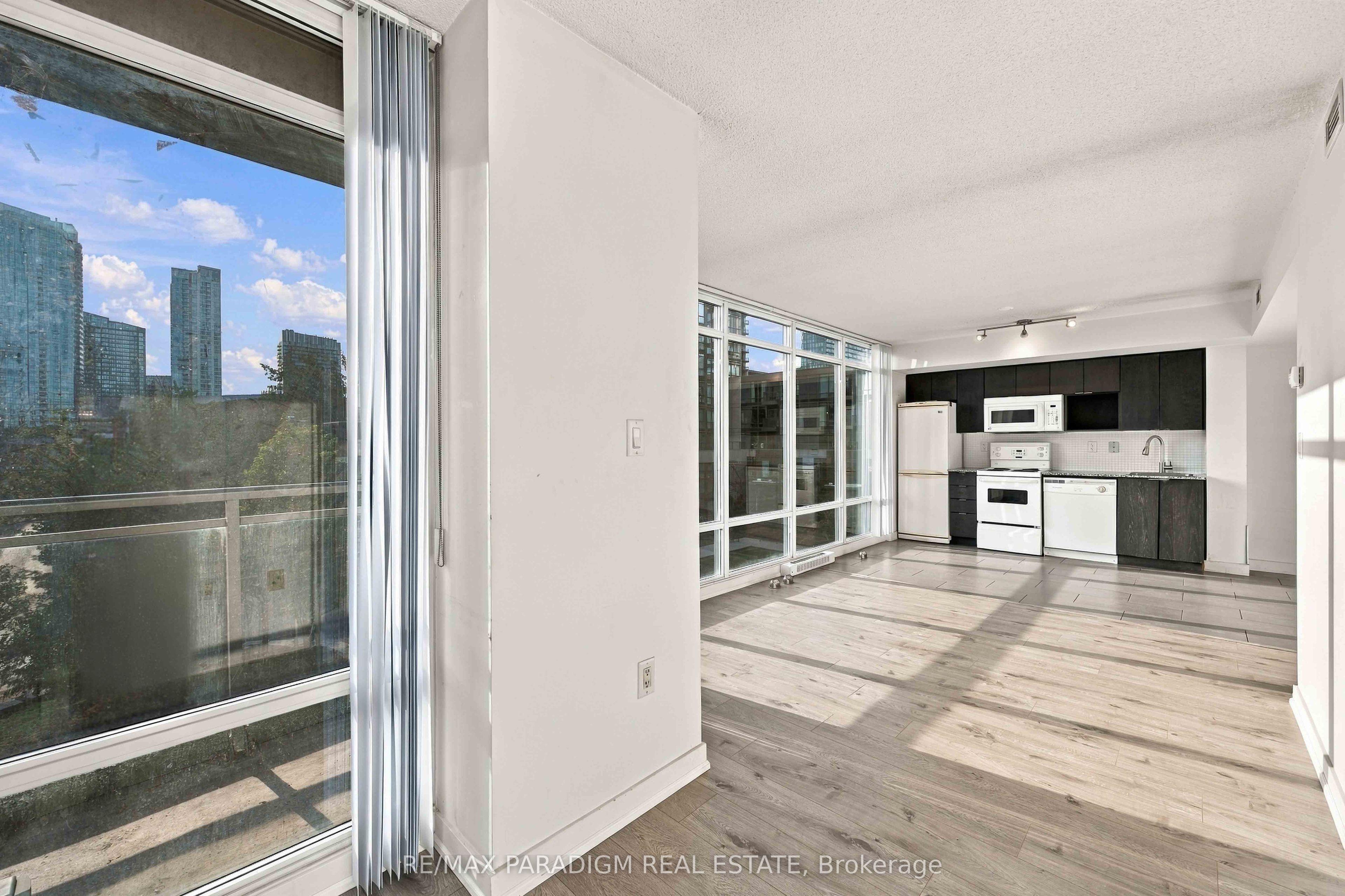 15 Brunel Court 326 Property Photo 14