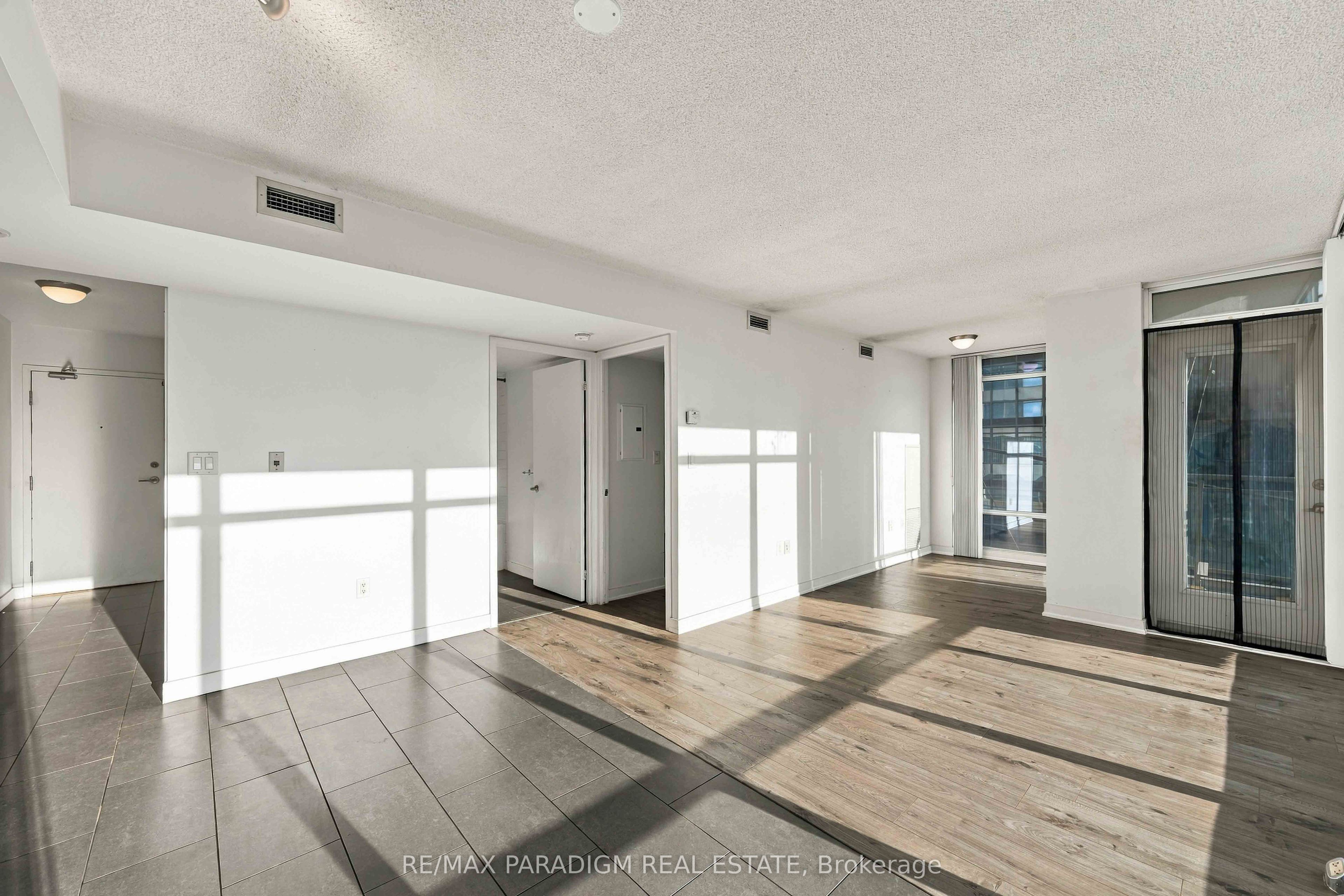 15 Brunel Court 326 Property Photo 18