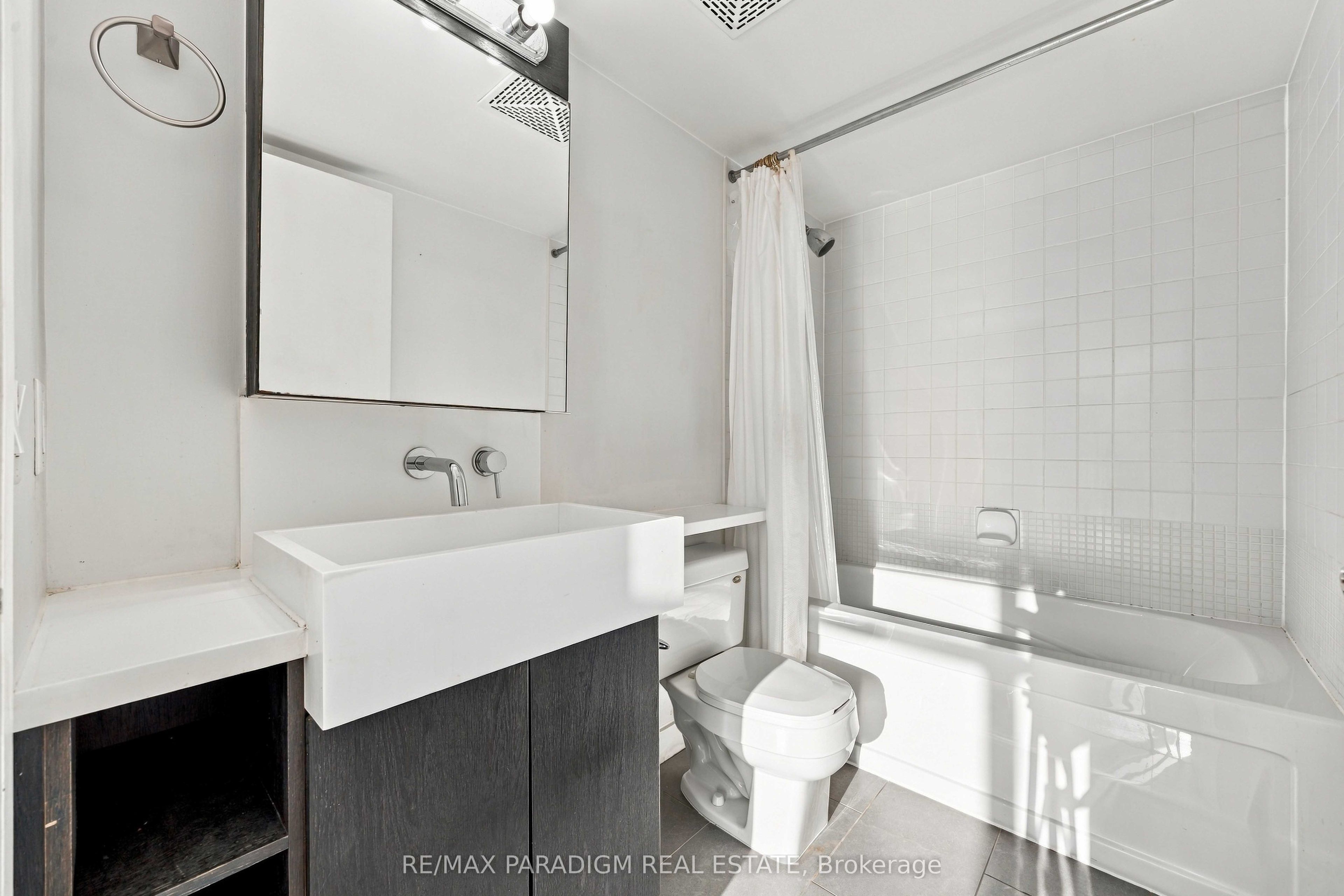 15 Brunel Court 326 Property Photo 26