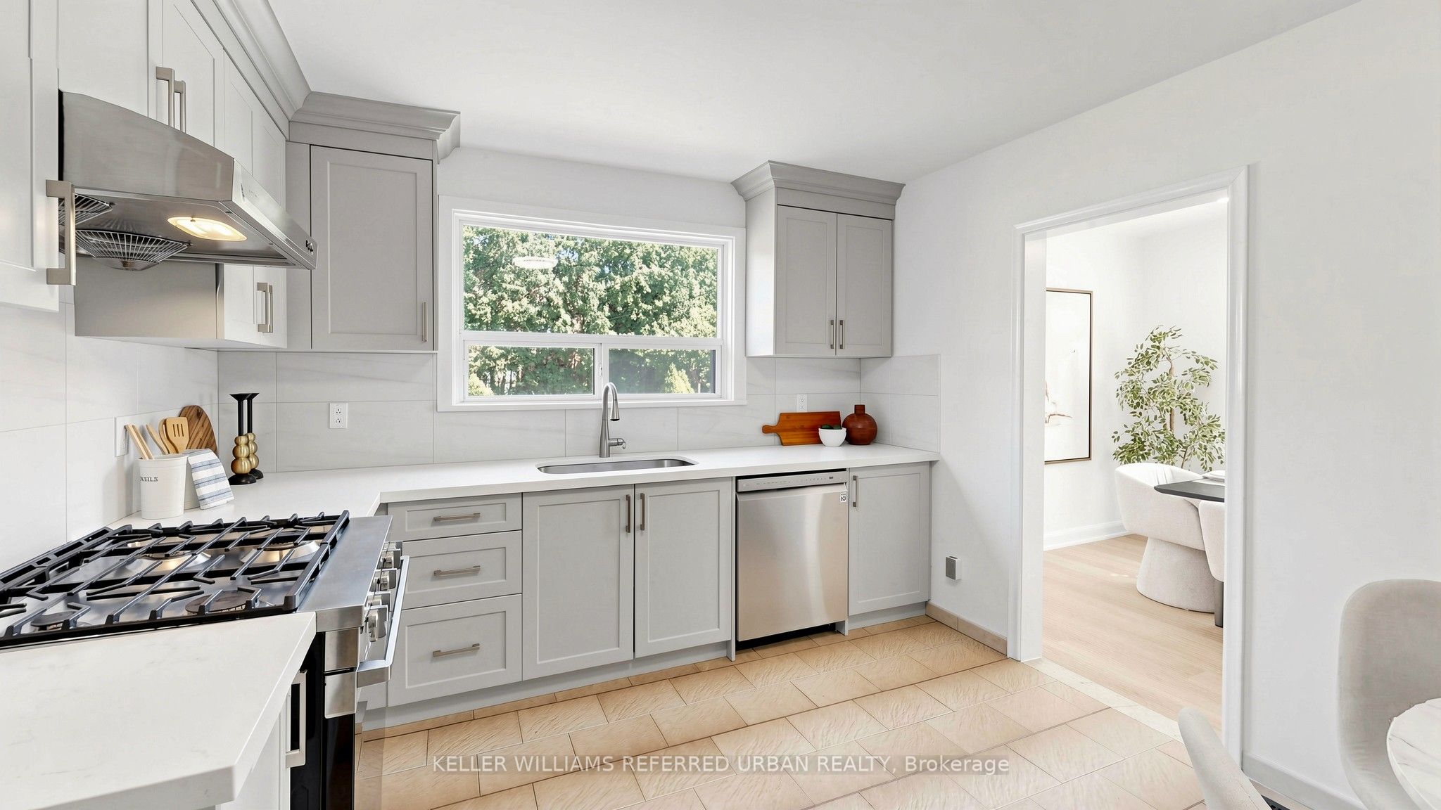 104 Otonabee Avenue Property Photo 11