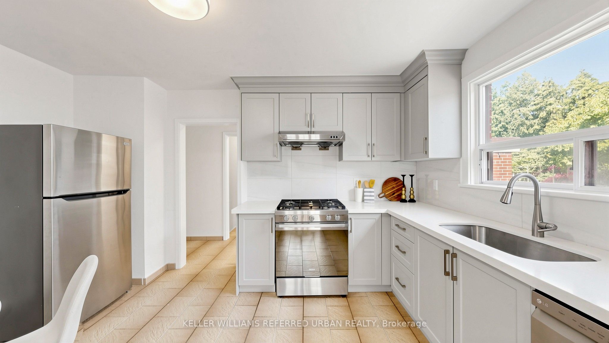 104 Otonabee Avenue Property Photo 12
