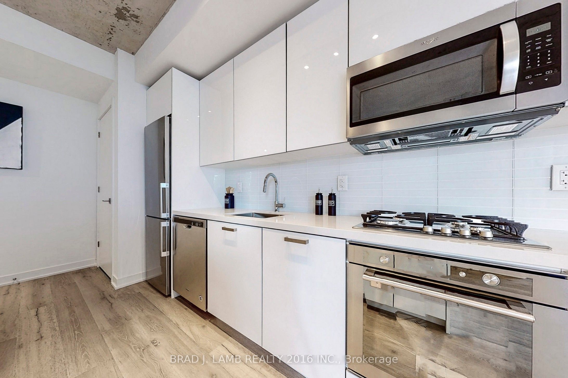 55 Ontario Street 509 Property Photo 13