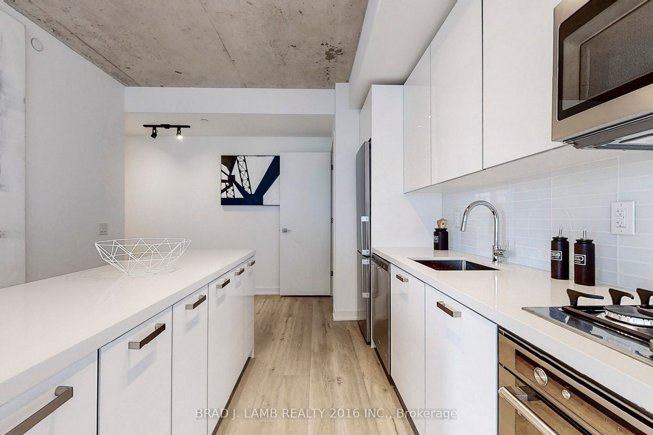 55 Ontario Street 509 Property Photo 15