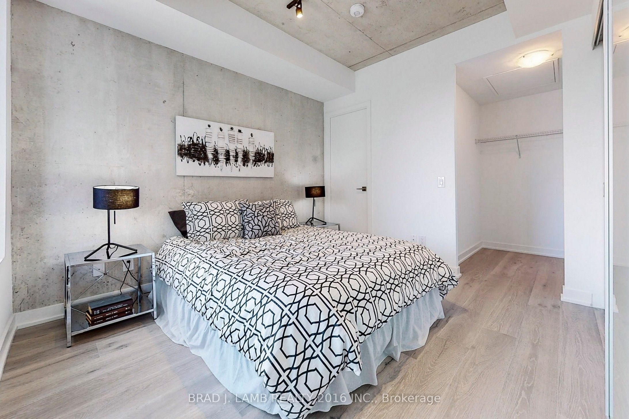 55 Ontario Street 509 Property Photo 18