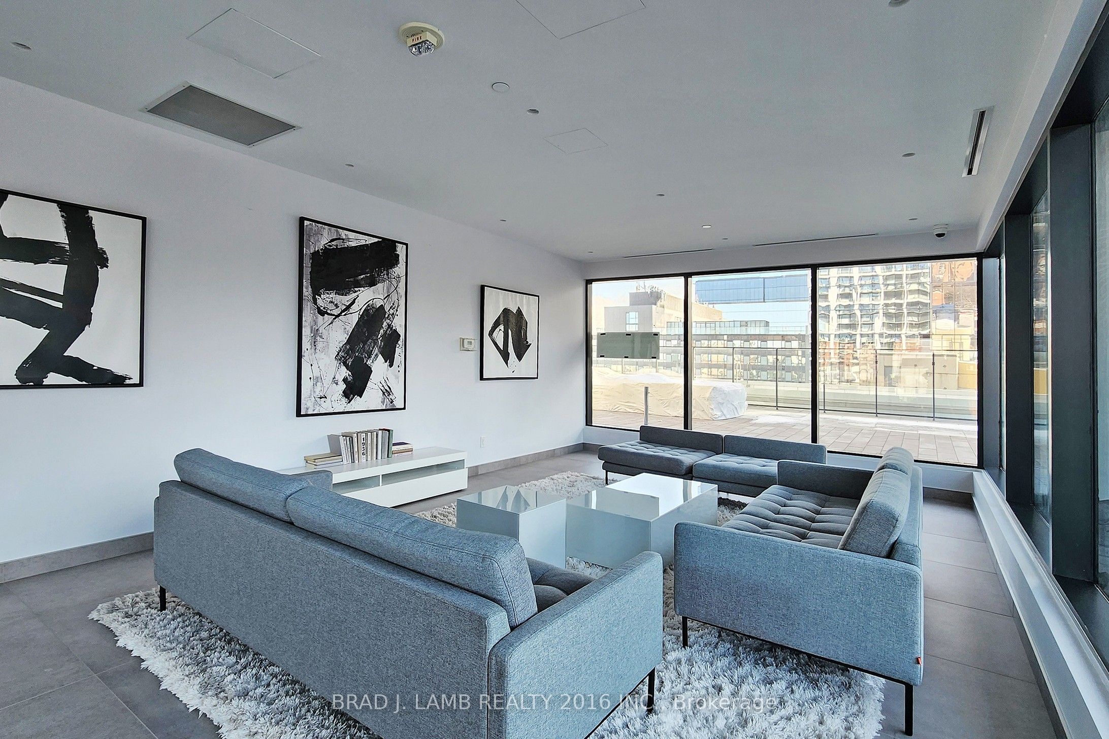 55 Ontario Street 509 Property Photo 36