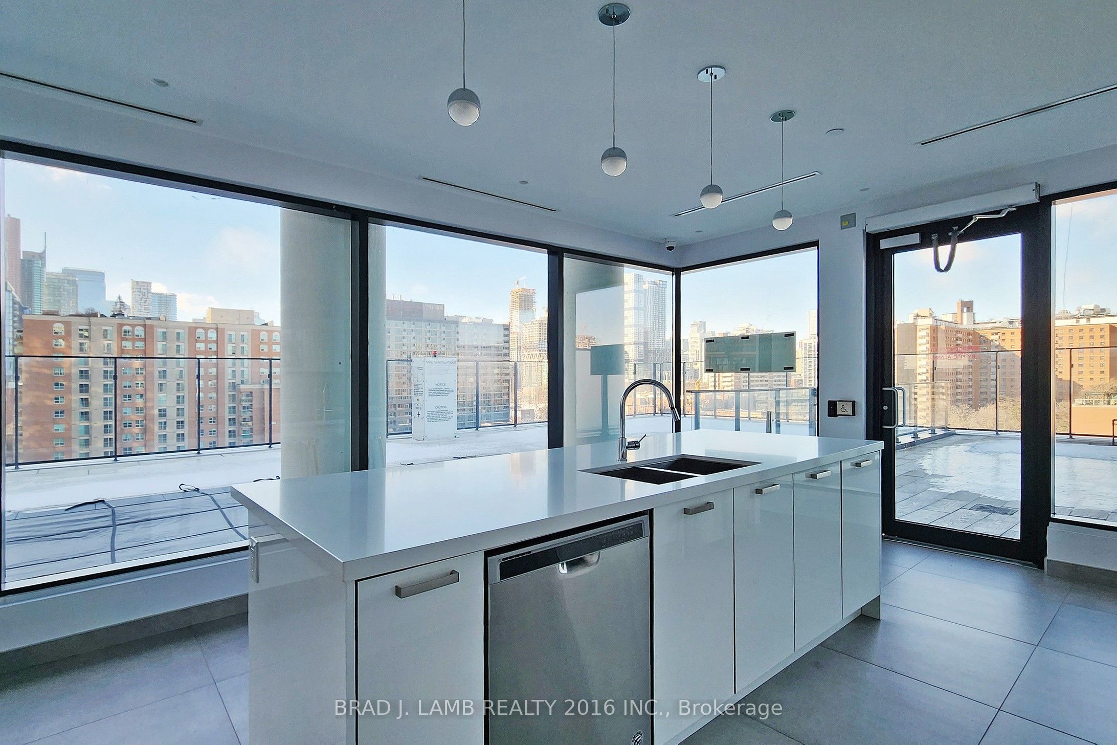 55 Ontario Street 509 Property Photo 40