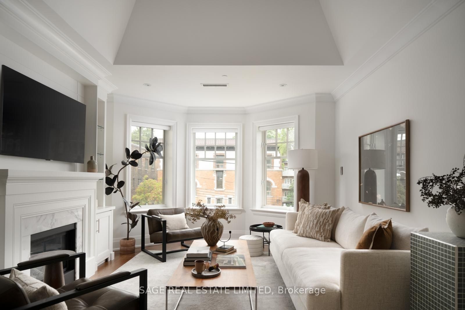 319 Lonsdale Road 3d Property Photo 1