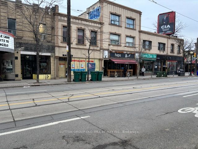 604 College Street Property Photo 1