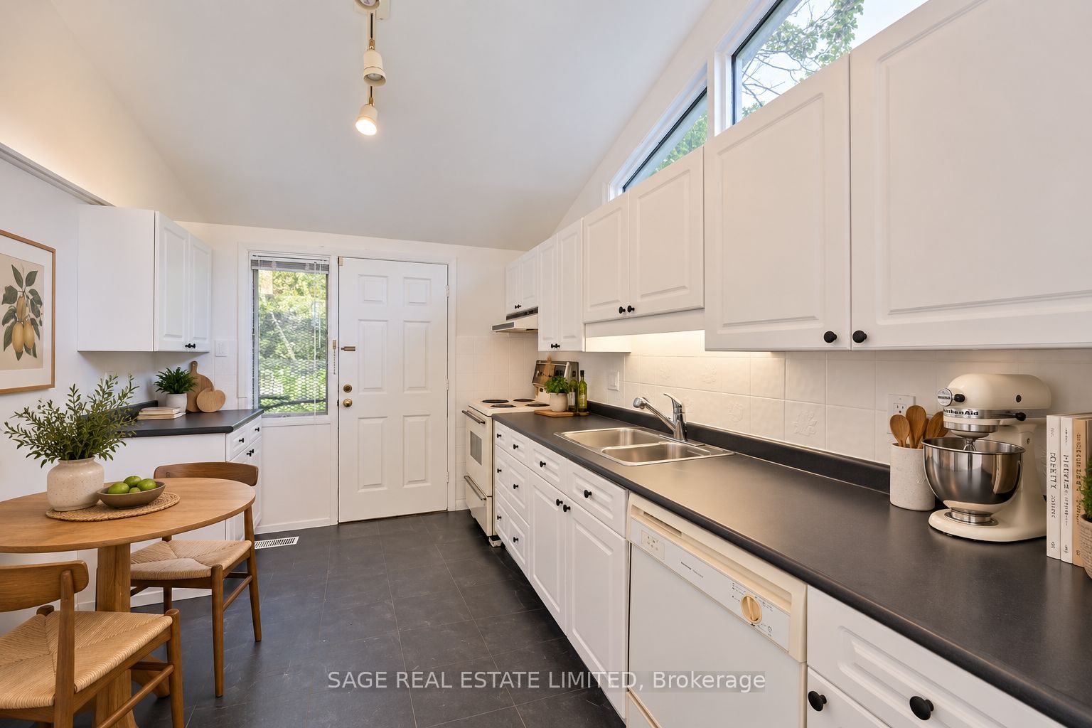 56 Grangemill Crescent Property Photo 18