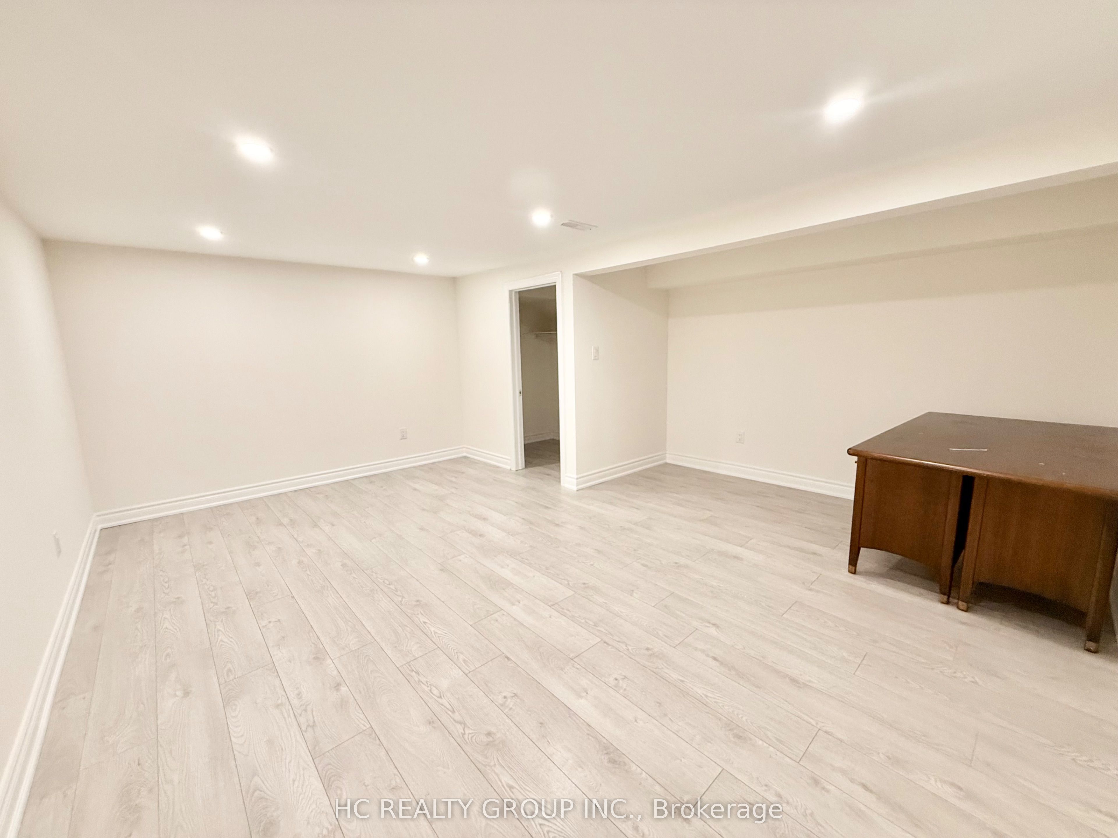 52 Dukinfield Crescent Property Photo 8