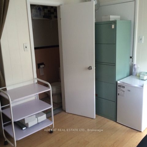 365a Wilson Avenue #213 Property Photo 5