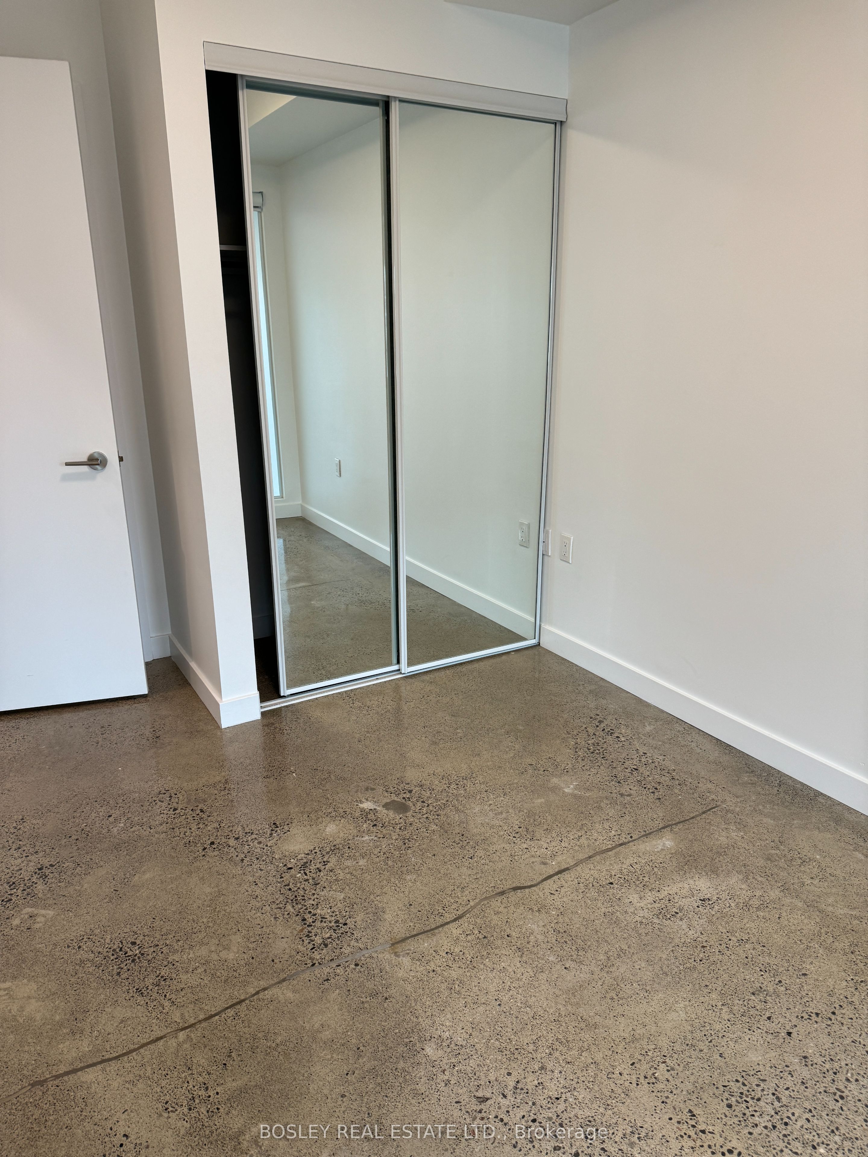 41 River Street 25 Property Photo 6