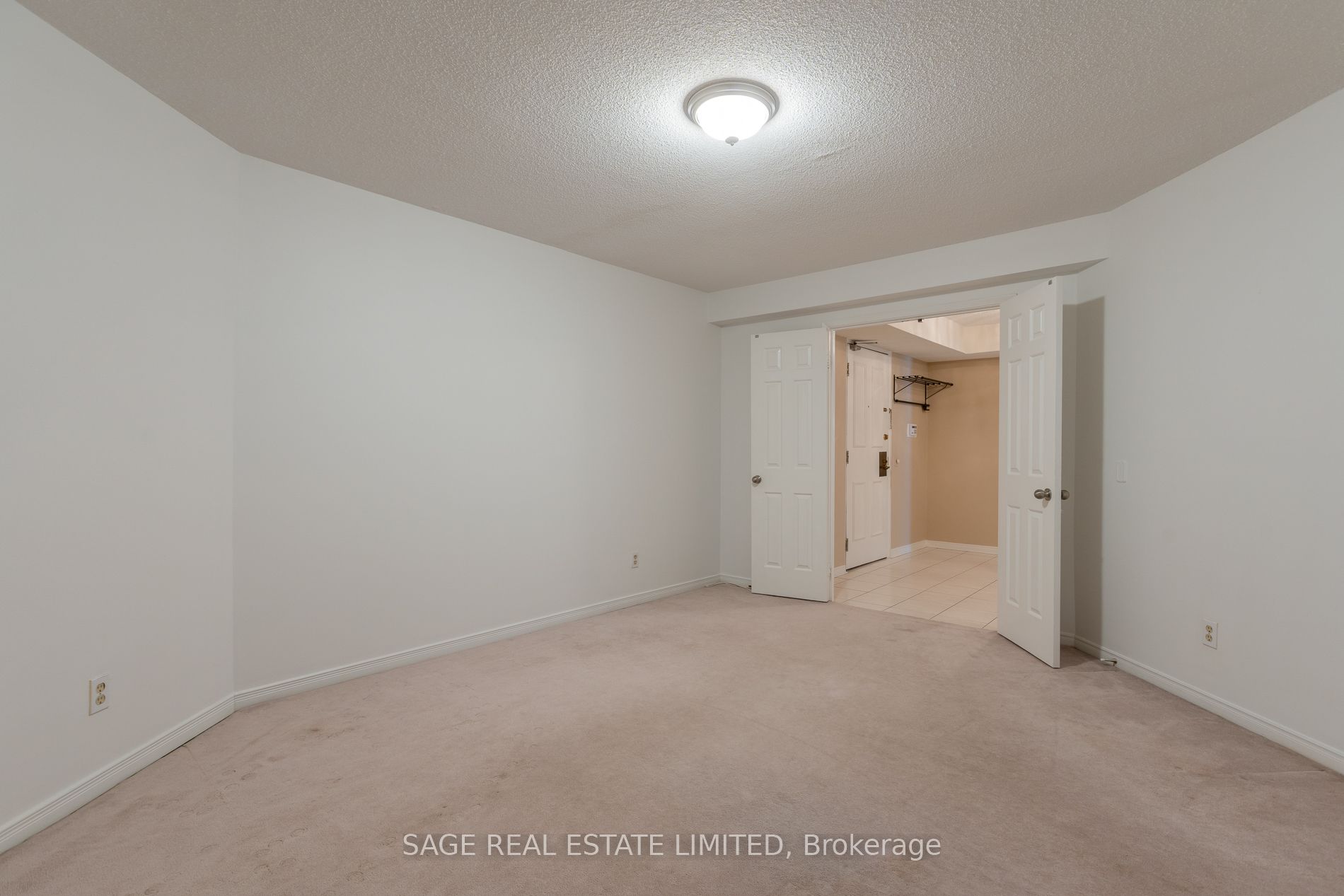 25 George Street 302 Property Photo 8