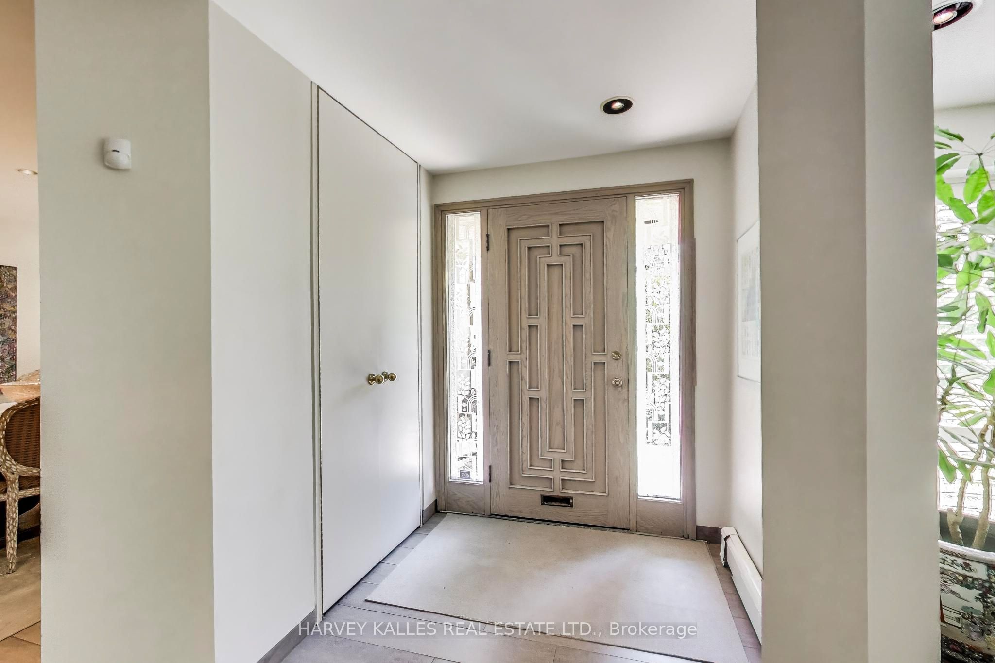 103 Vesta Drive Property Photo 4