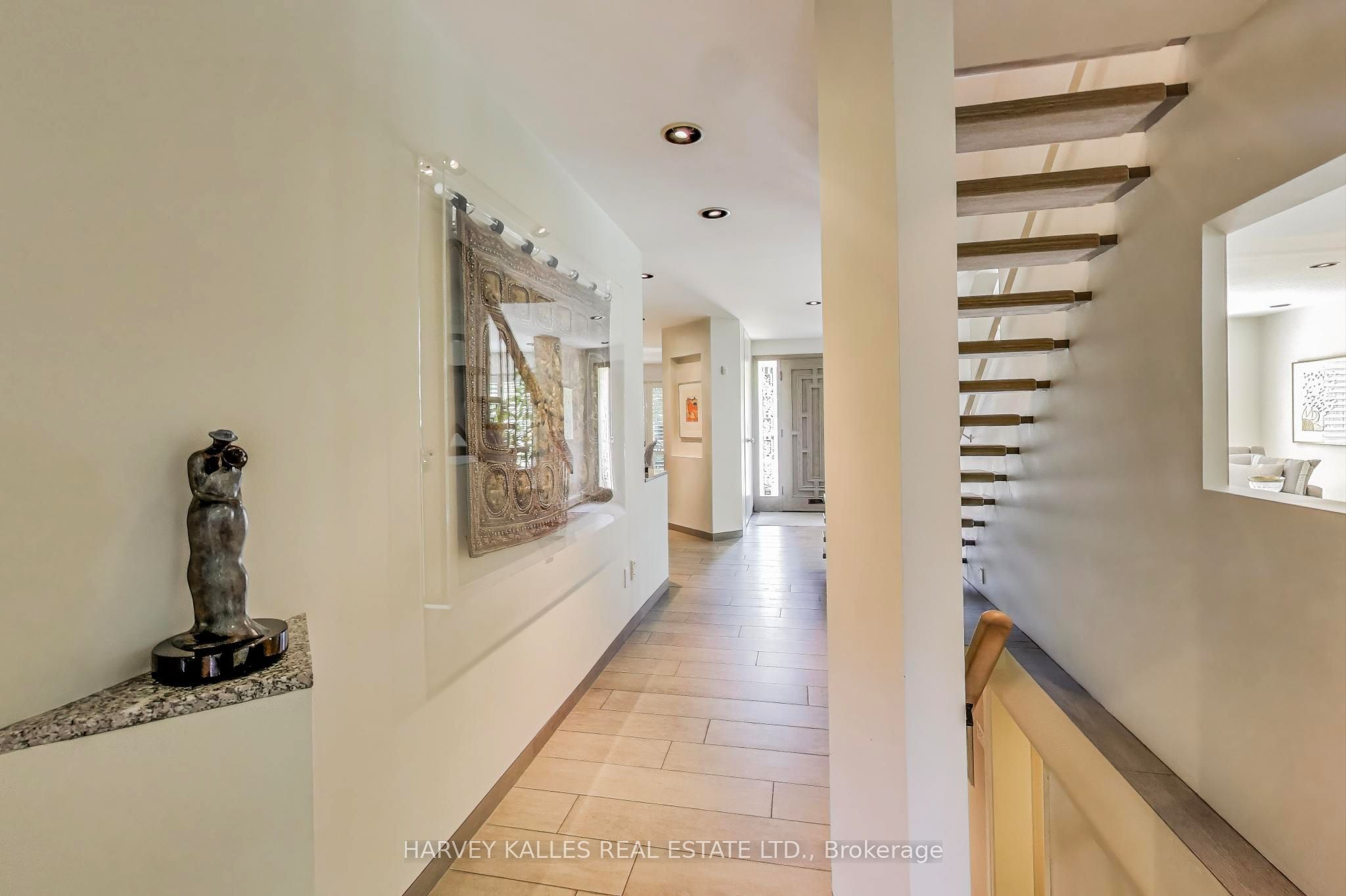 103 Vesta Drive Property Photo 6
