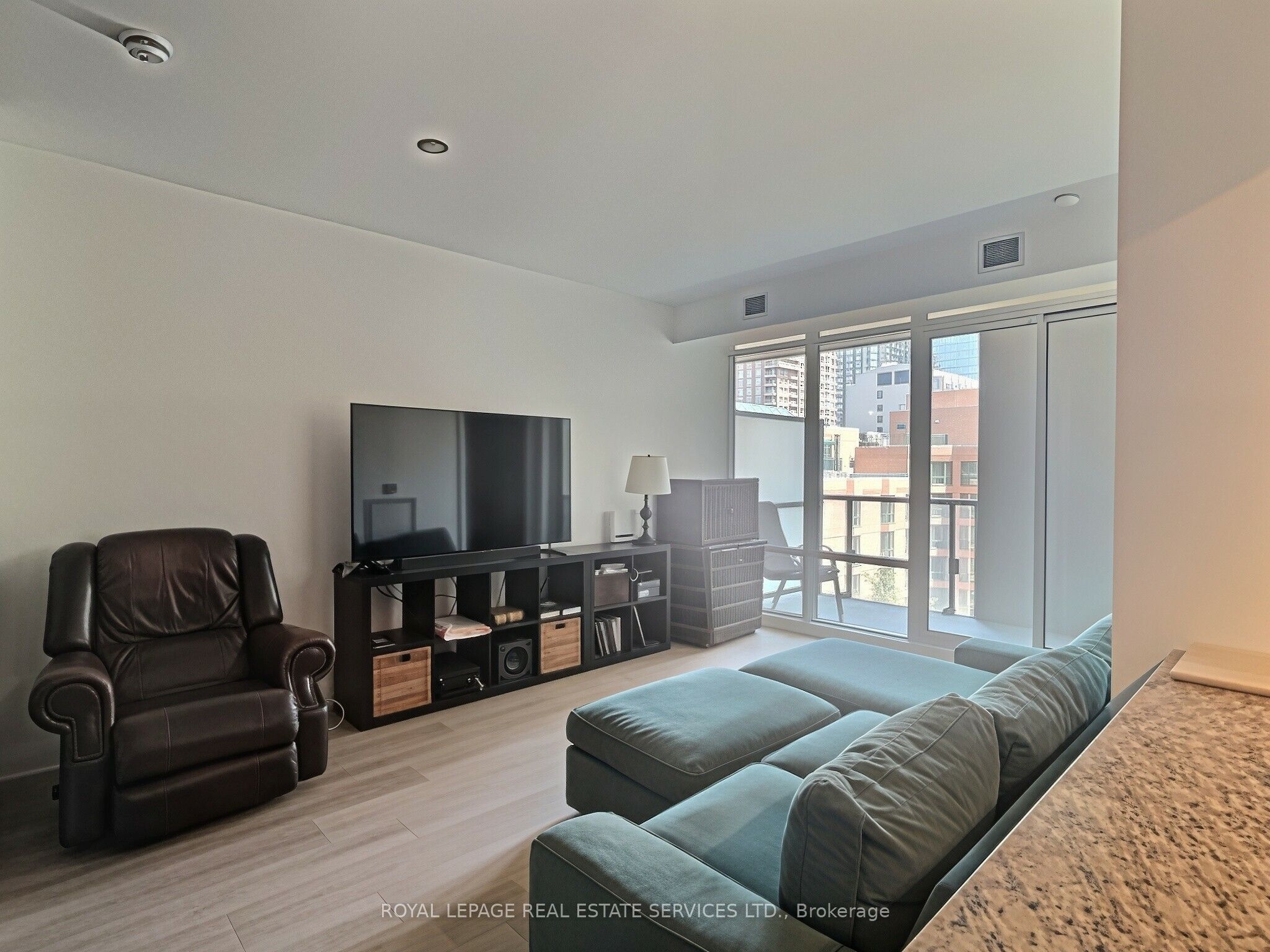 1 Bedford Road 701 Property Photo 1
