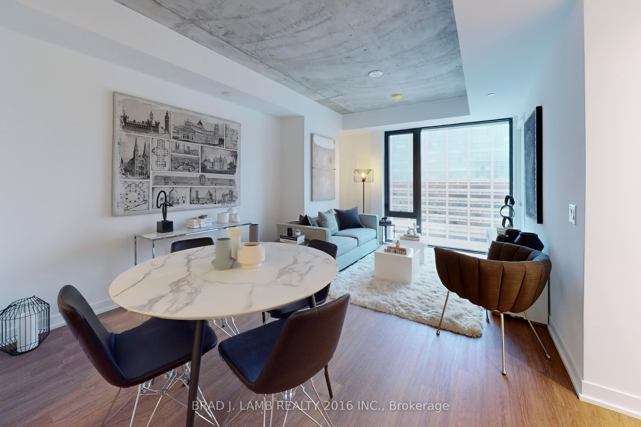 195 Mccaul Street 1403 Property Photo 10