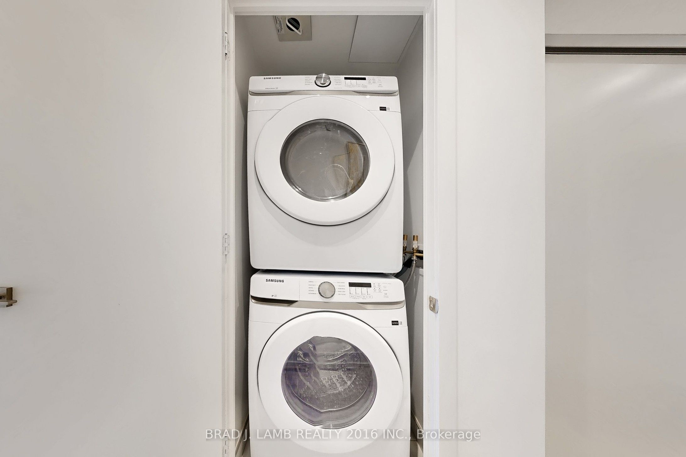 195 Mccaul Street 302 Property Photo 19