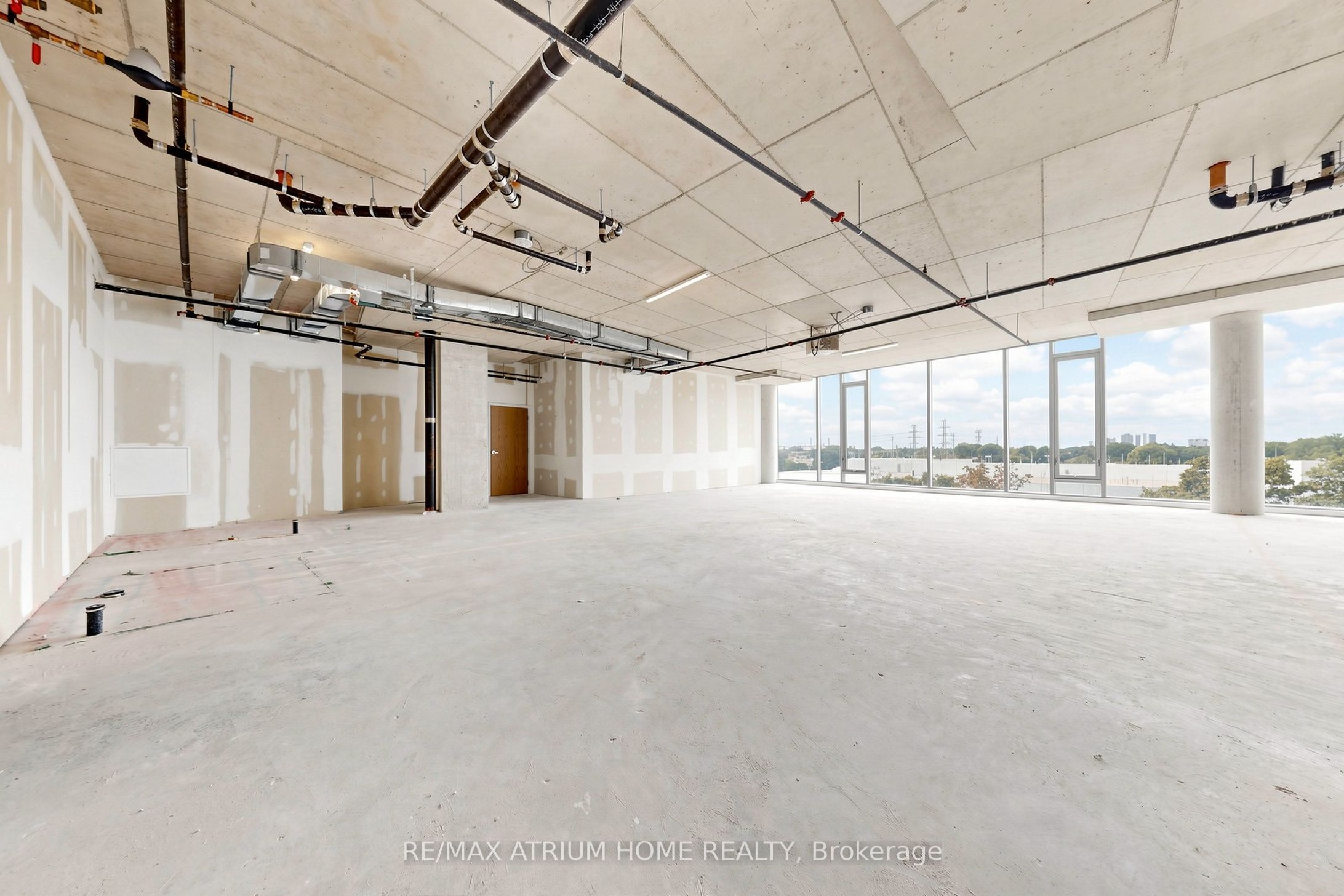 5801 Yonge Street 606-611 Property Photo 6