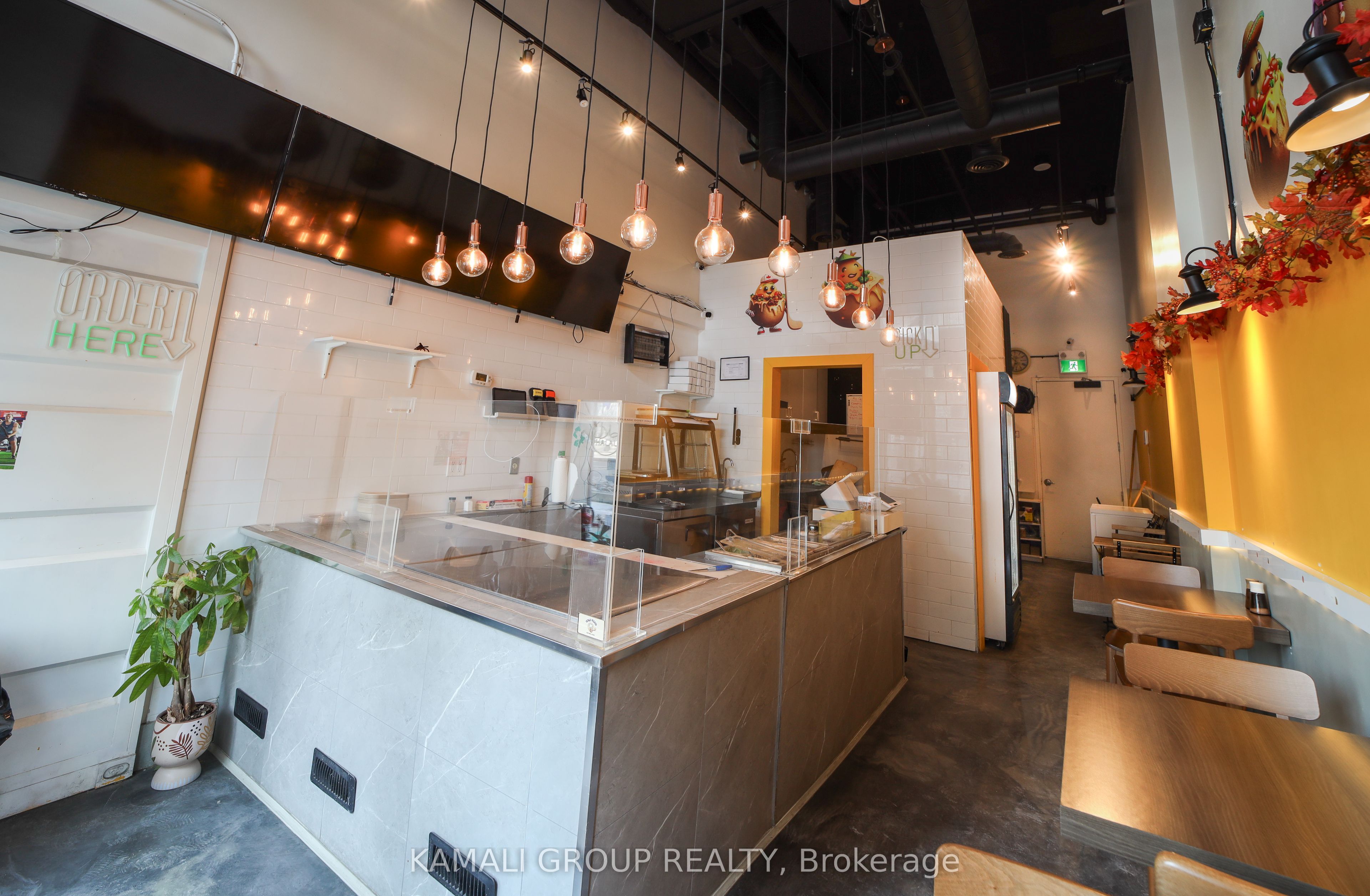 28 Finch Avenue W 110