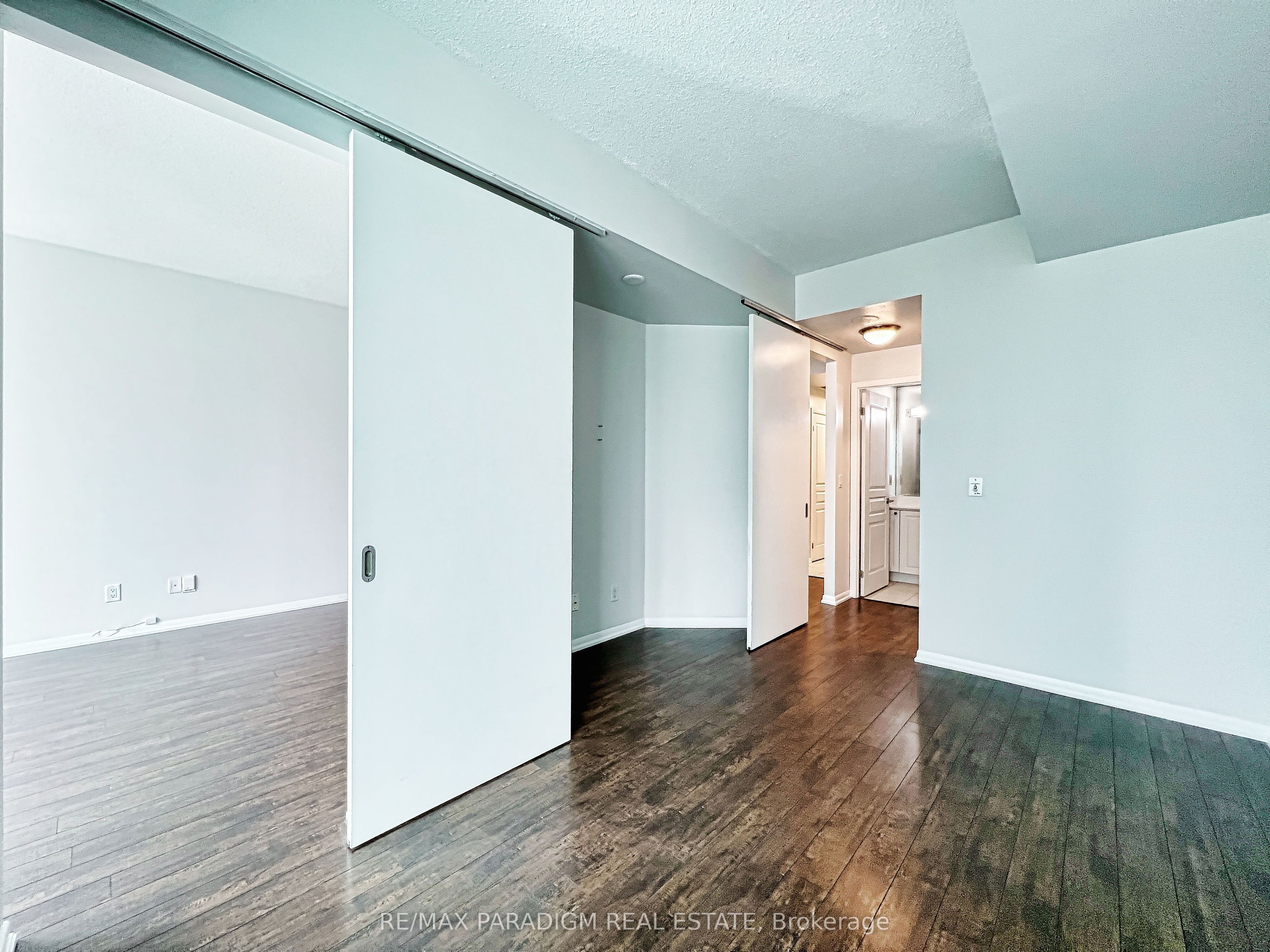 18 Yonge Street 3713 Property Photo 23