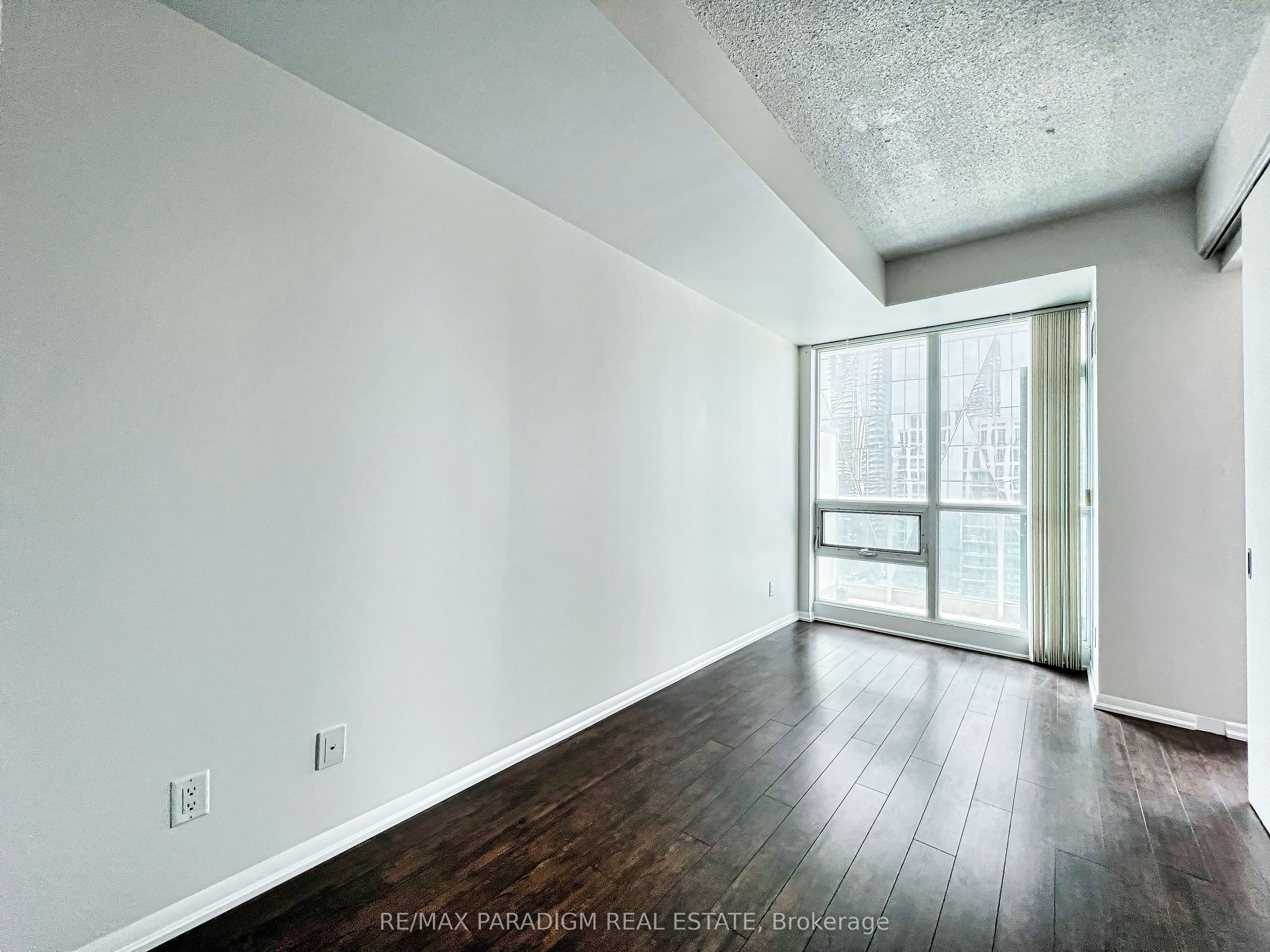 18 Yonge Street 3713 Property Photo 26