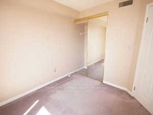 7 Concorde Place 1604 Property Photo 4