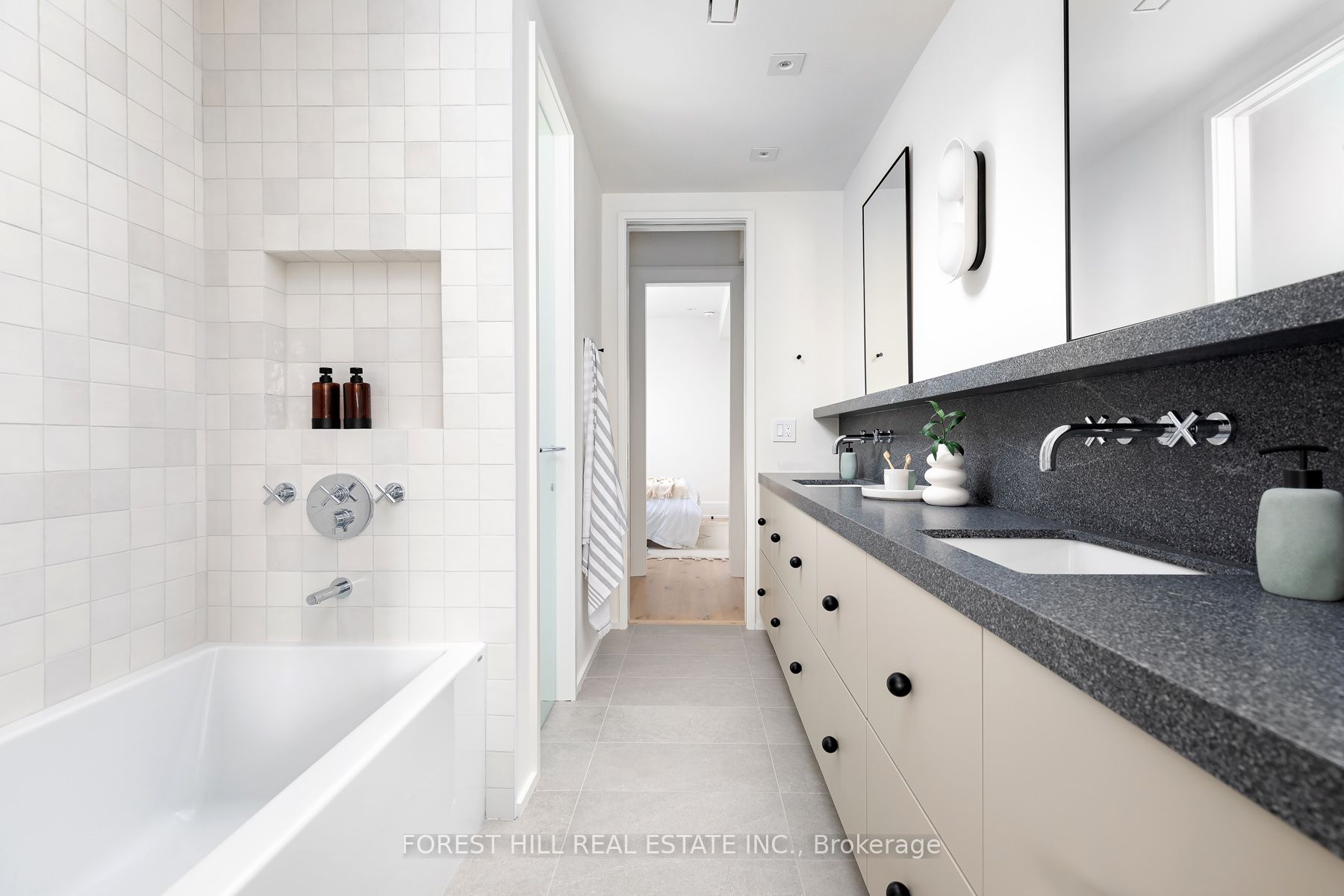 61 Foxley Street Property Photo 32