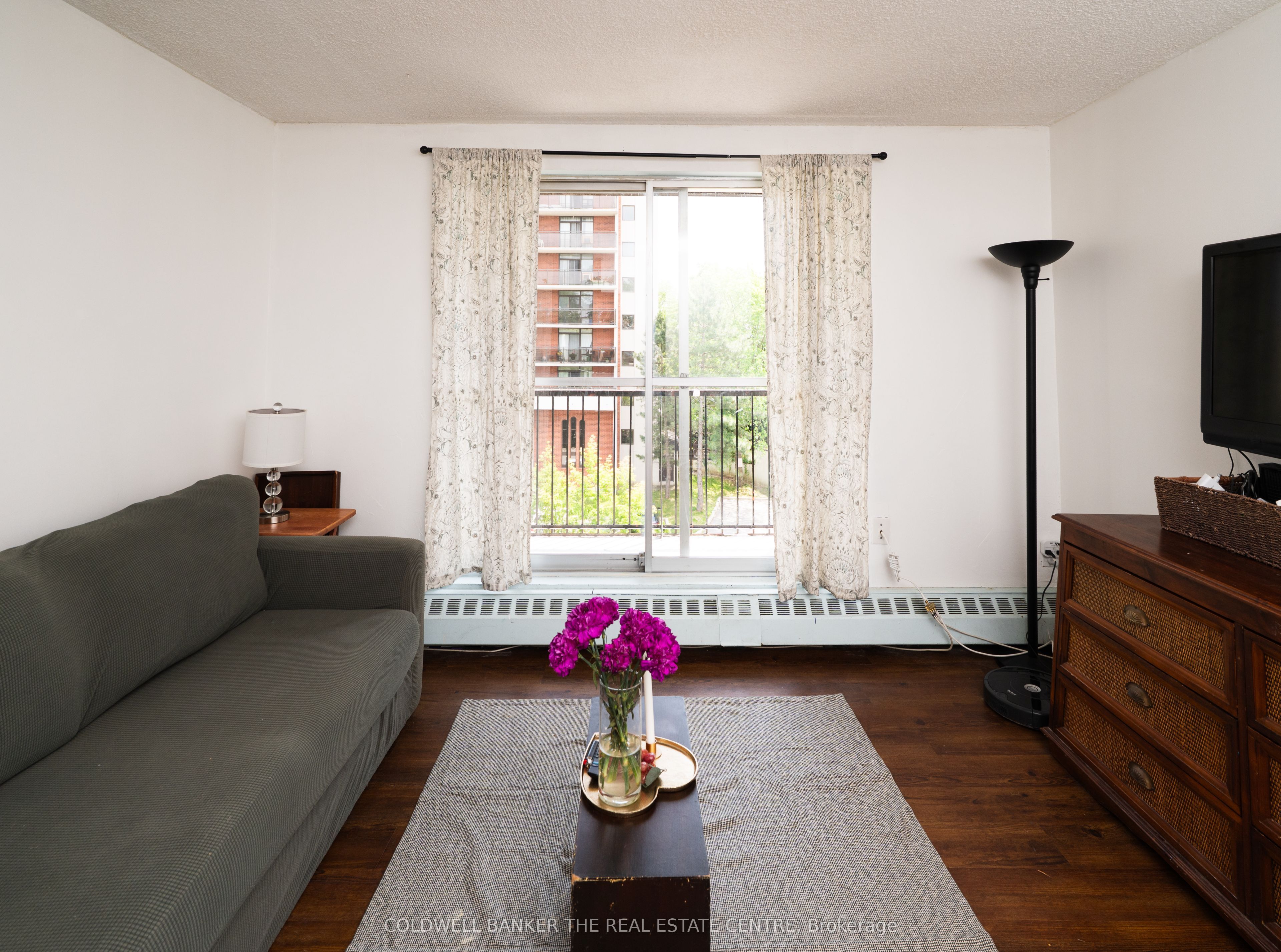 1690 Victoria Park Avenue 404 Picture