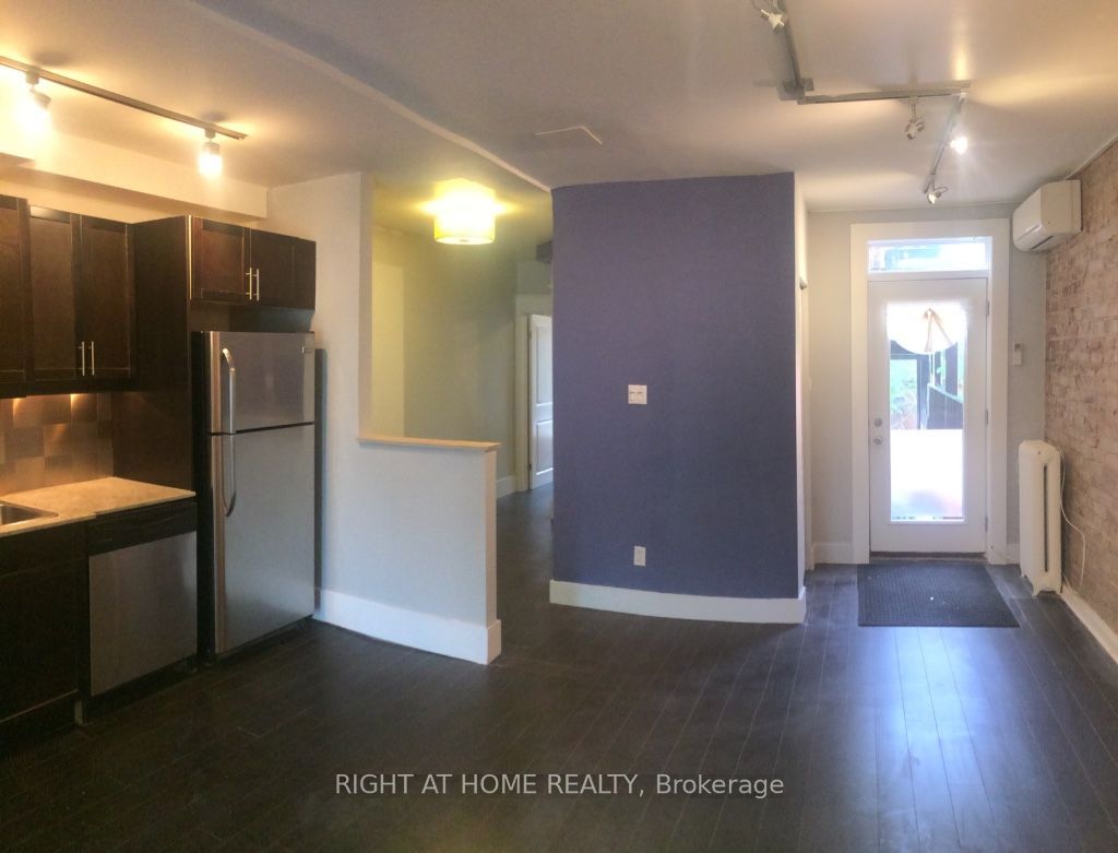 194a Carlton Street Property Photo 8