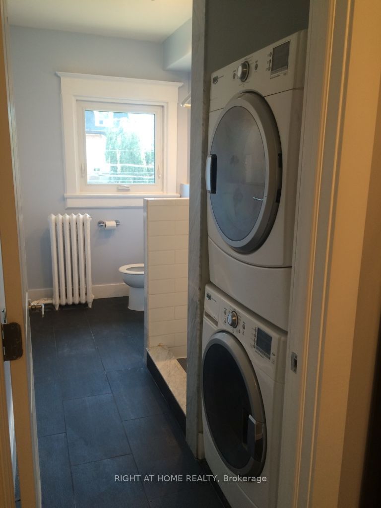 194a Carlton Street Property Photo 10