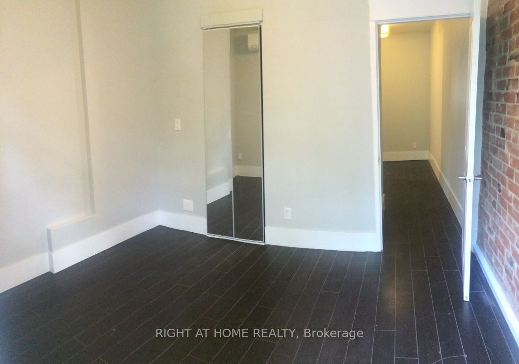 194a Carlton Street Property Photo 12