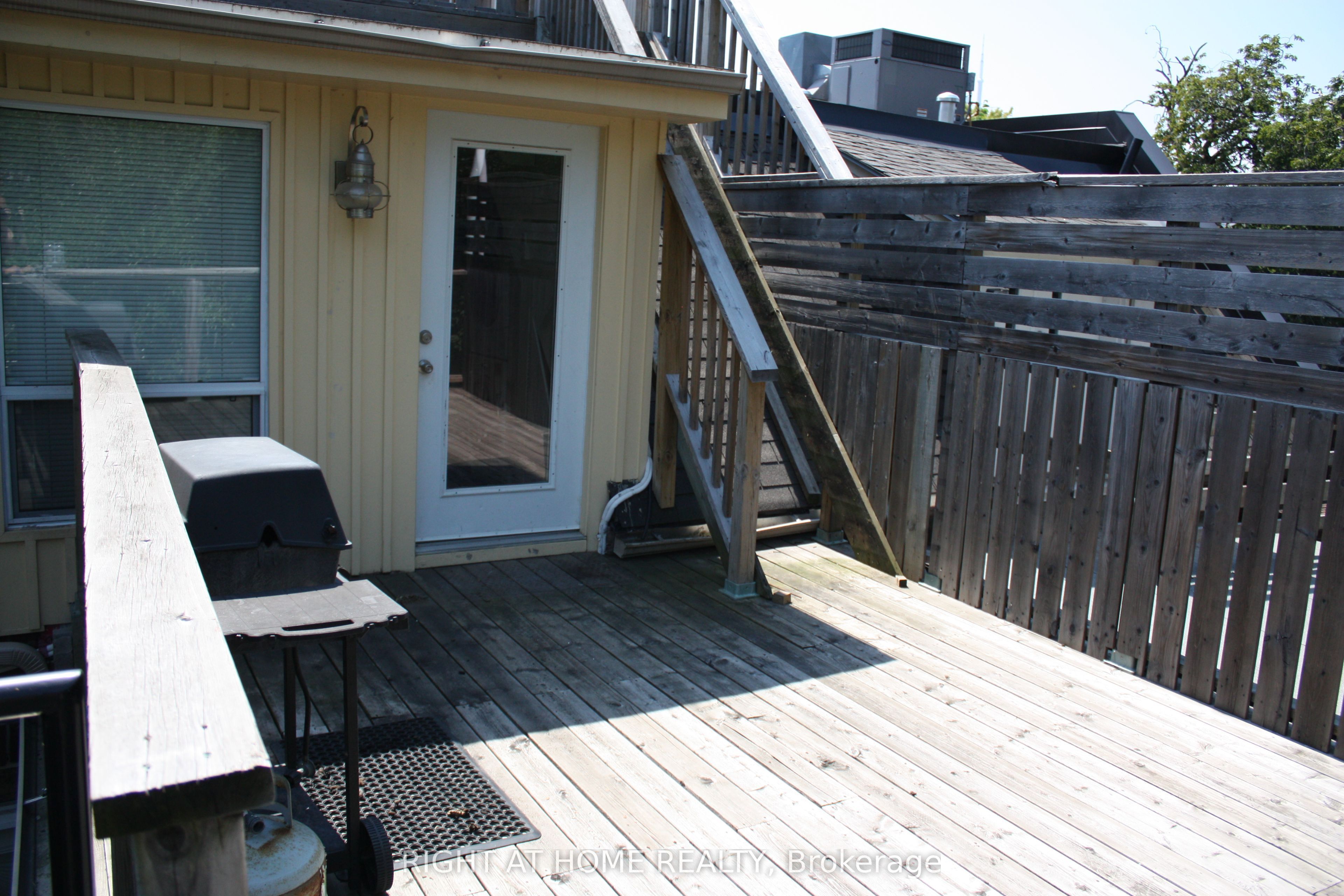 194a Carlton Street Property Photo 14