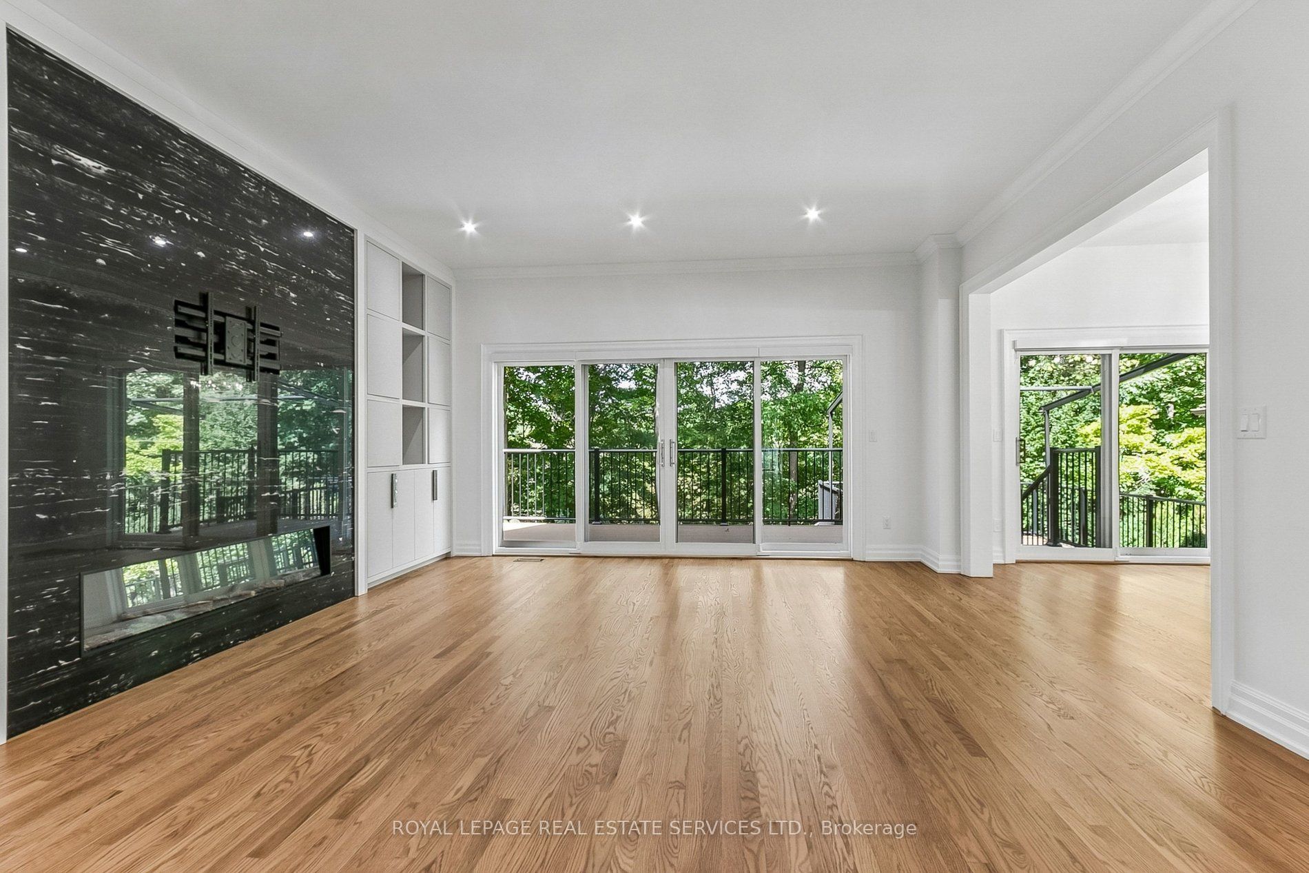 42 Rykert Crescent Property Photo 5