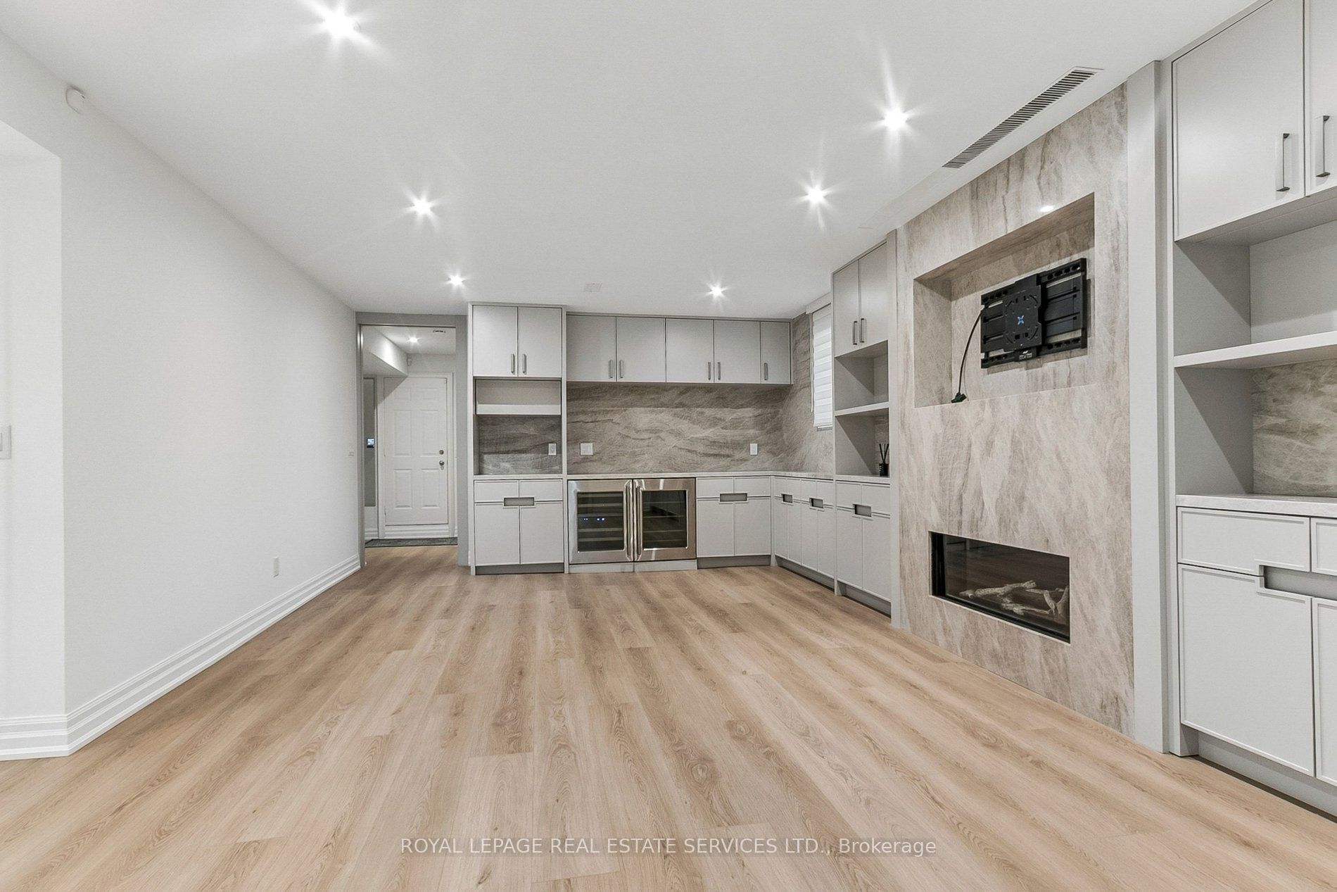 42 Rykert Crescent Property Photo 37