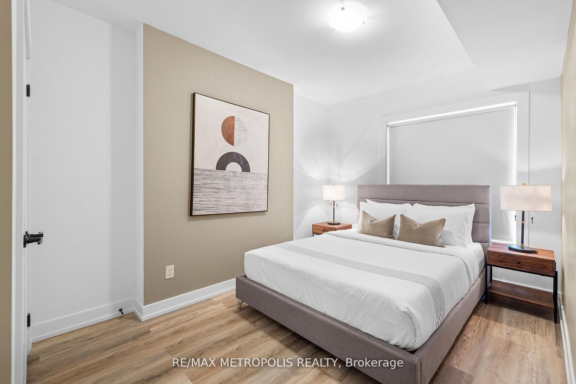 447 - 449 Lansdowne Avenue Property Photo 34