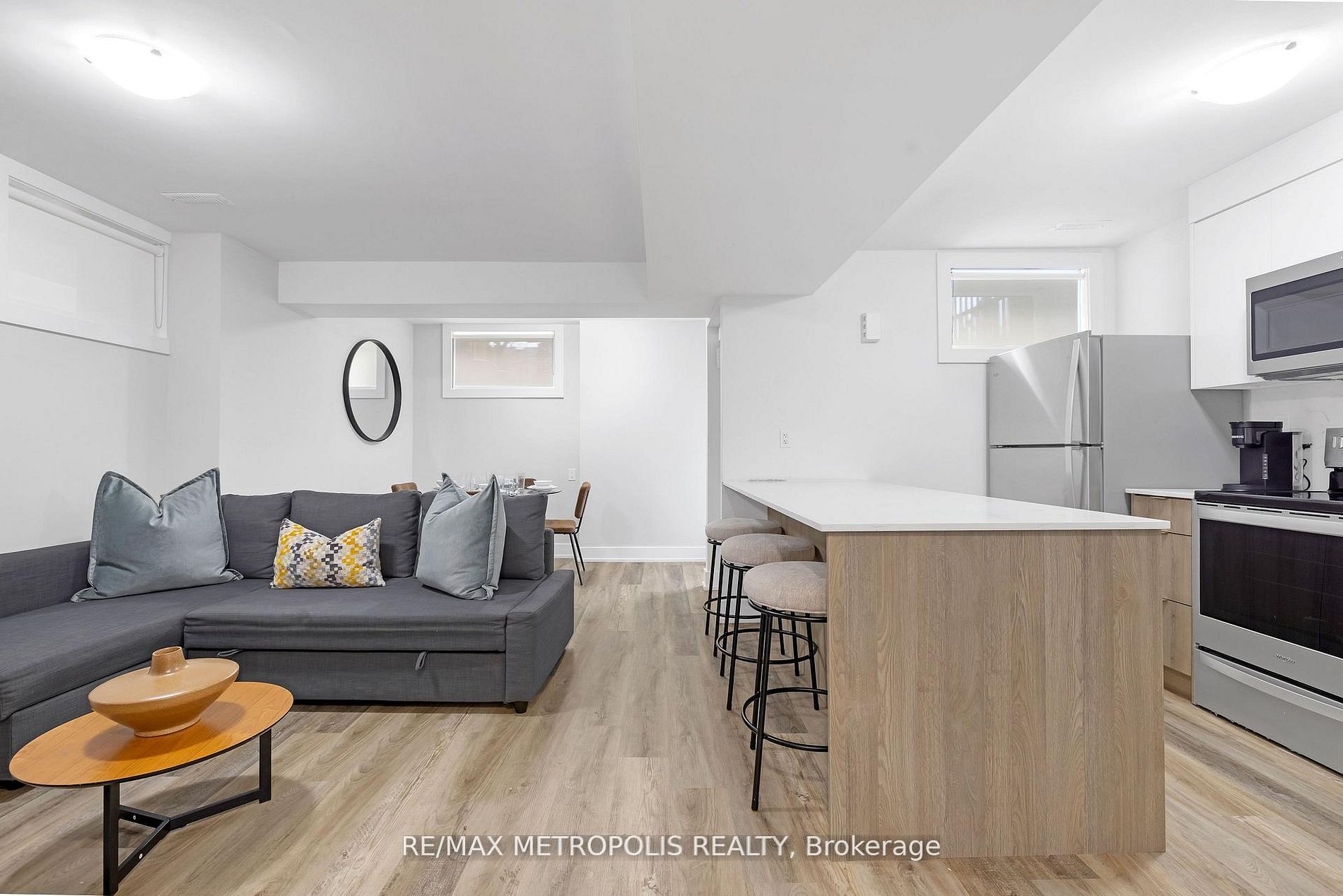 447 - 449 Lansdowne Avenue Property Photo 38