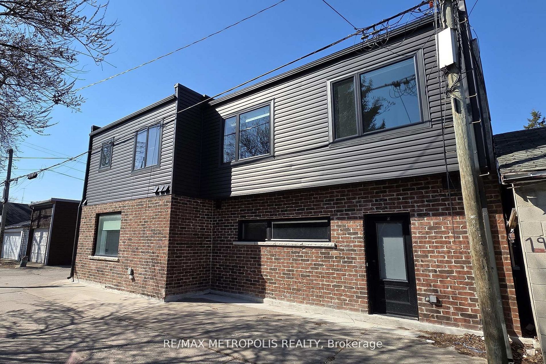 447 - 449 Lansdowne Avenue Property Photo 50