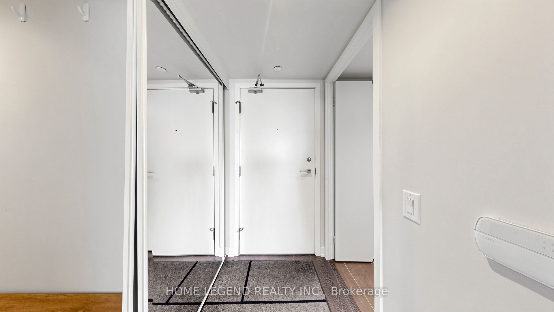 72 Esther Shiner Boulevard 2205 Property Photo 7