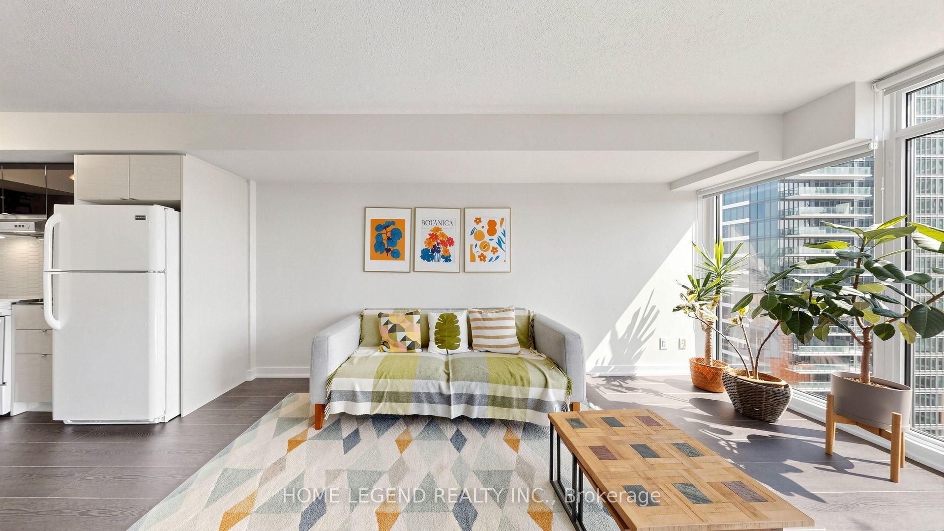 72 Esther Shiner Boulevard 2205 Property Photo 11