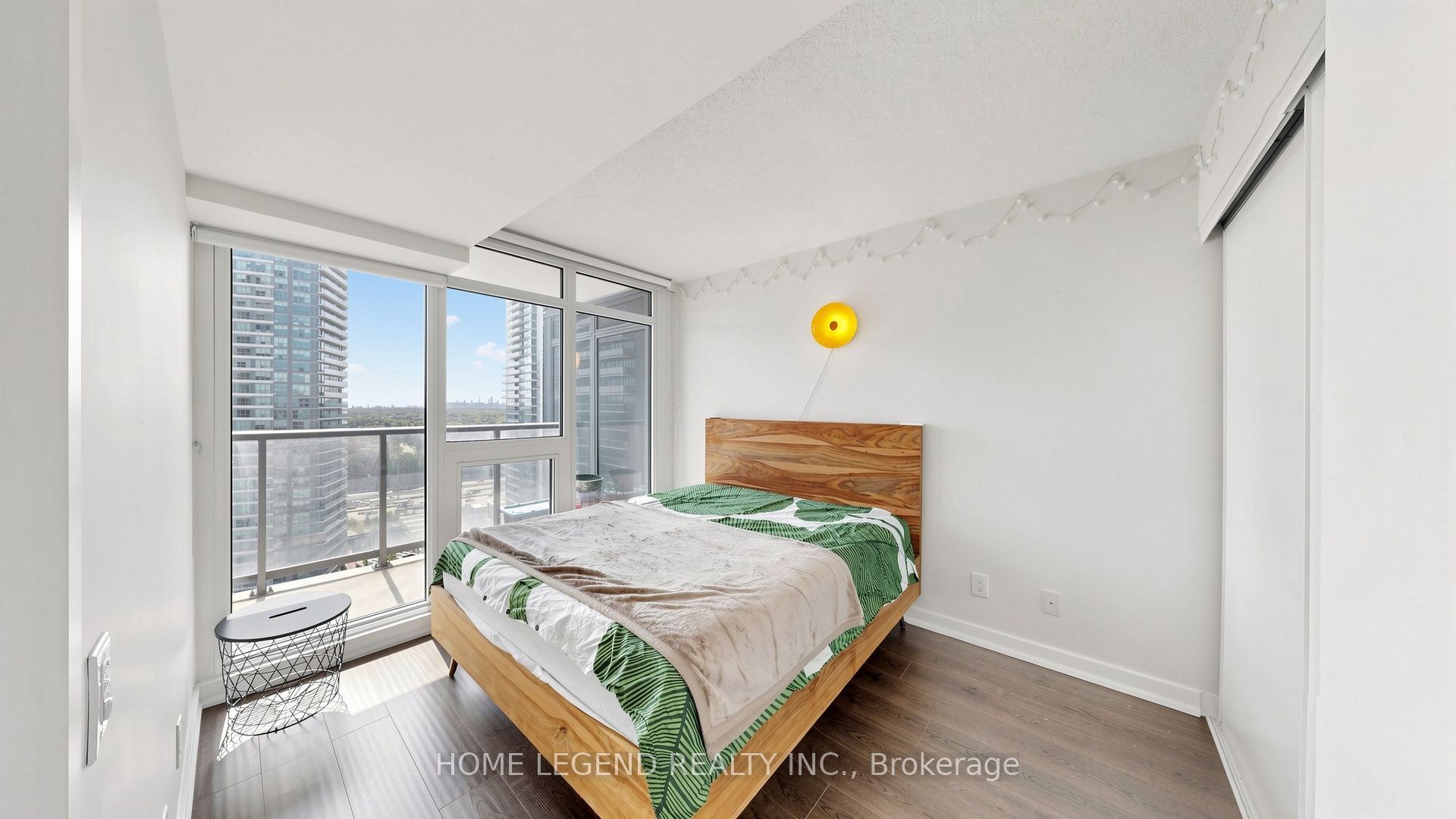 72 Esther Shiner Boulevard 2205 Property Photo 18
