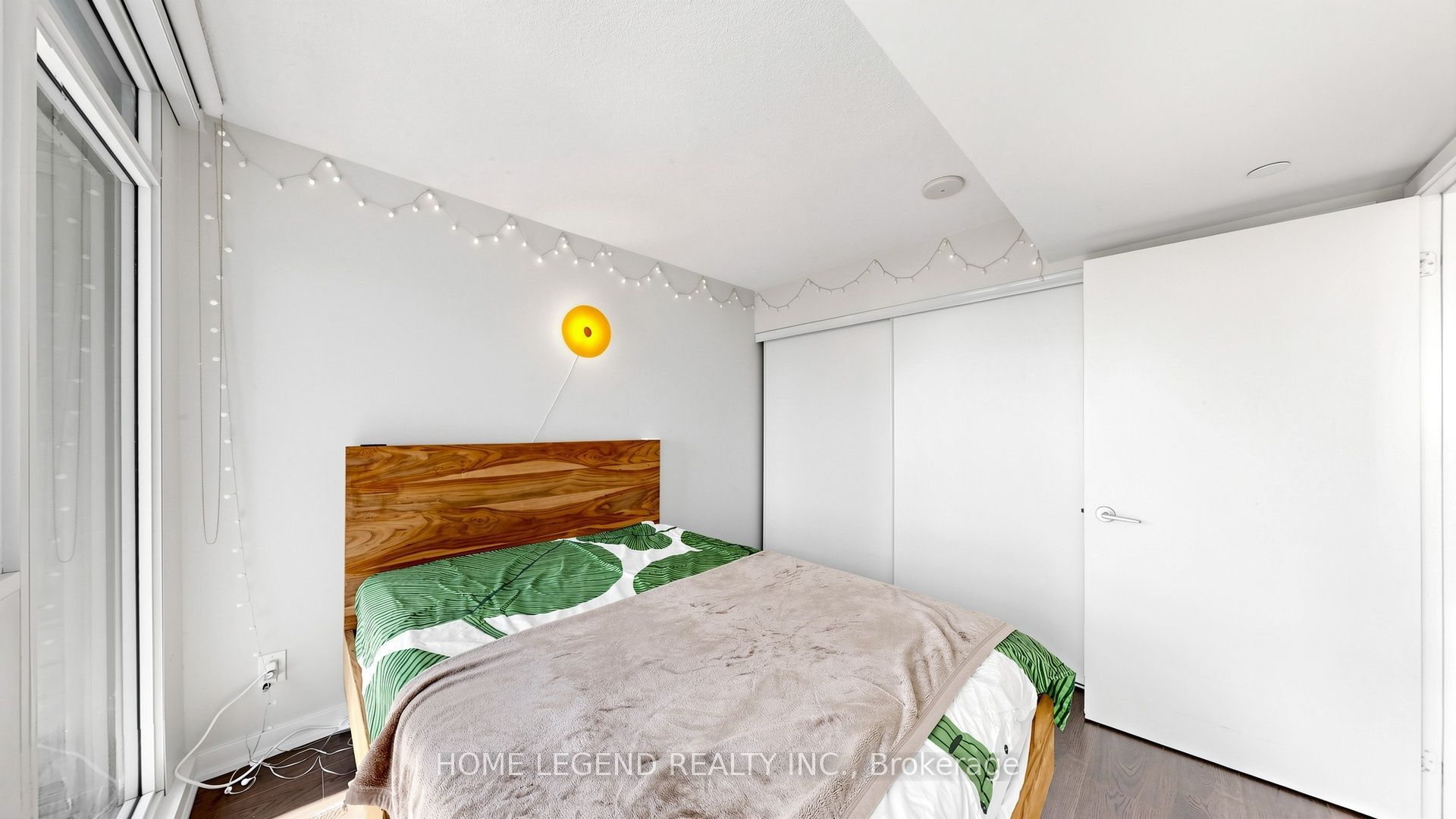 72 Esther Shiner Boulevard 2205 Property Photo 19