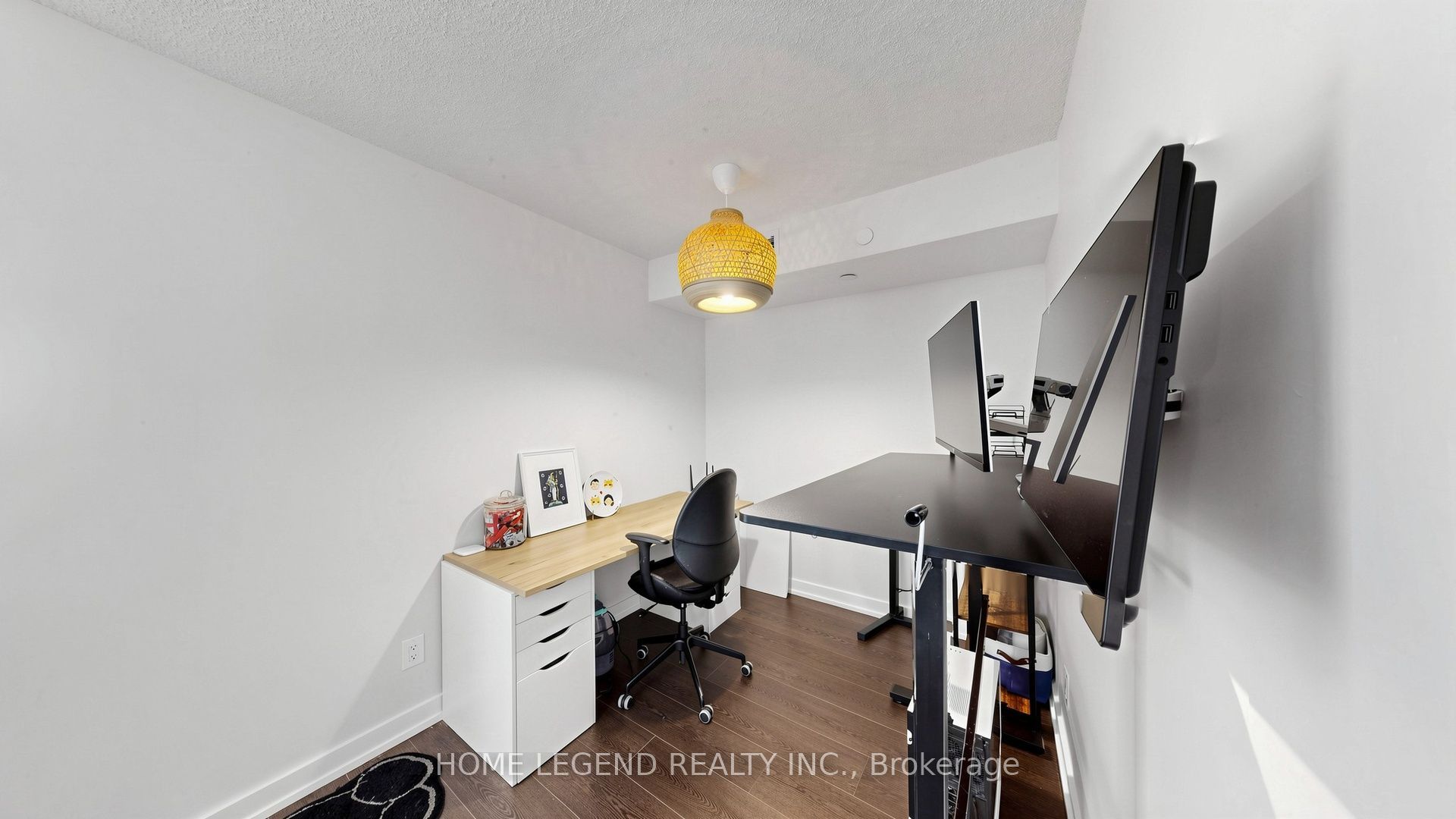 72 Esther Shiner Boulevard 2205 Property Photo 23