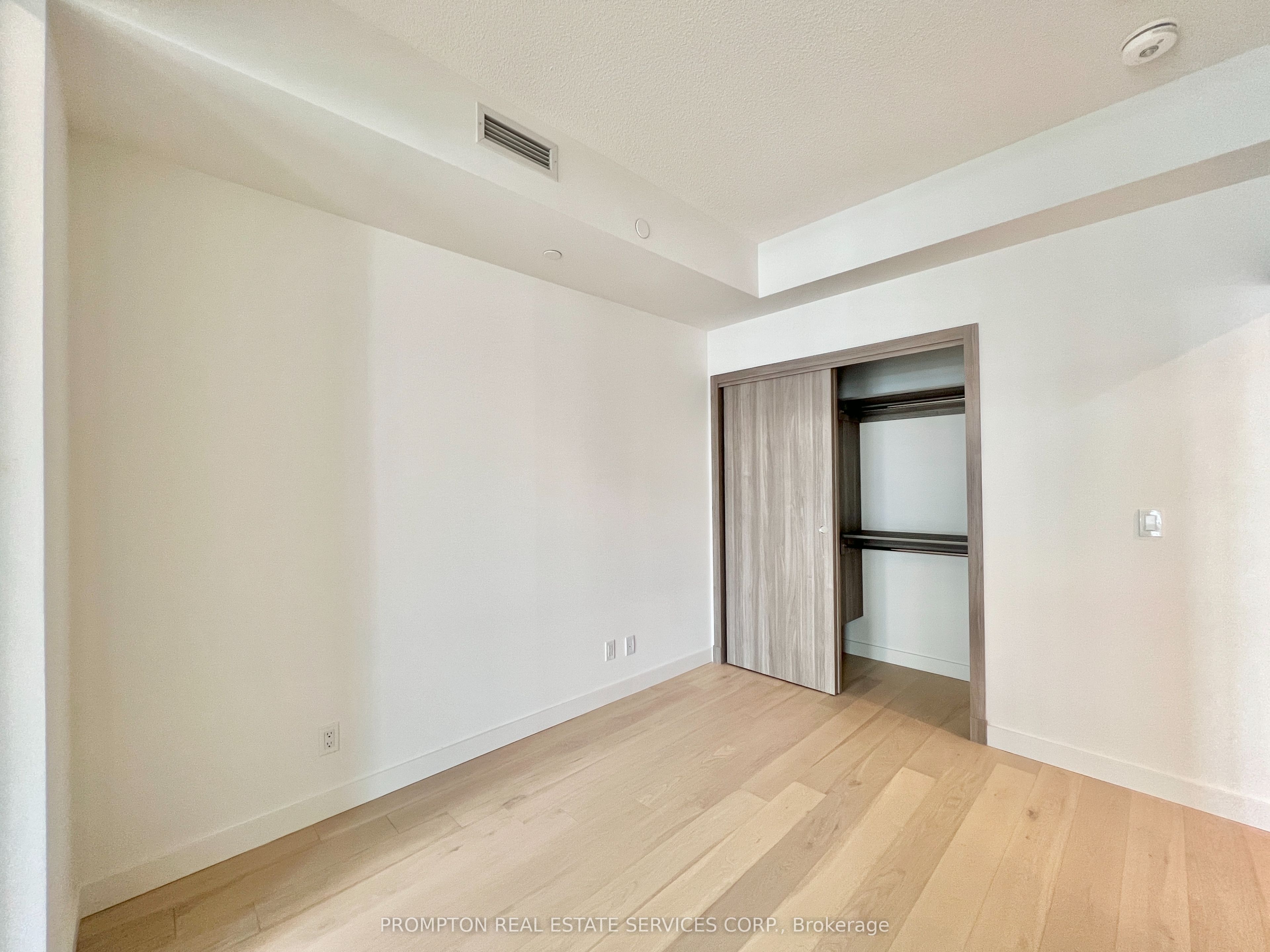 27 Mcmahon Drive V316 Property Photo 11